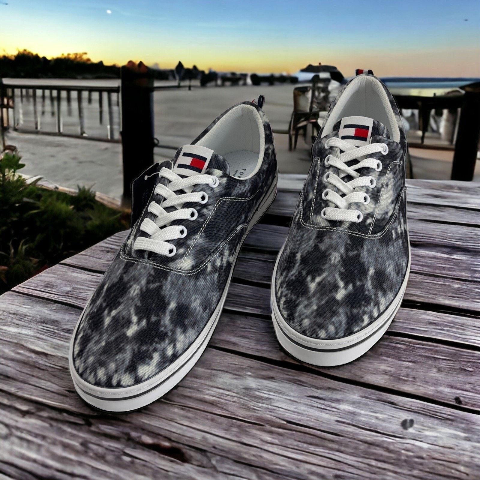 Tommy Hilfiger Tommy Hilfiger Black Tie Dye Lace-Up Remmo Sneaker Mens 12M Size US 12 / EU 45 - 2 Thumbnail