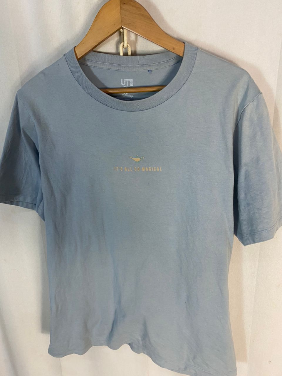 Cartoon Network × Disney × Uniqlo Aladdin Disney x Uniqlo tshirt Size US M / EU 48-50 / 2 - 3 Thumbnail