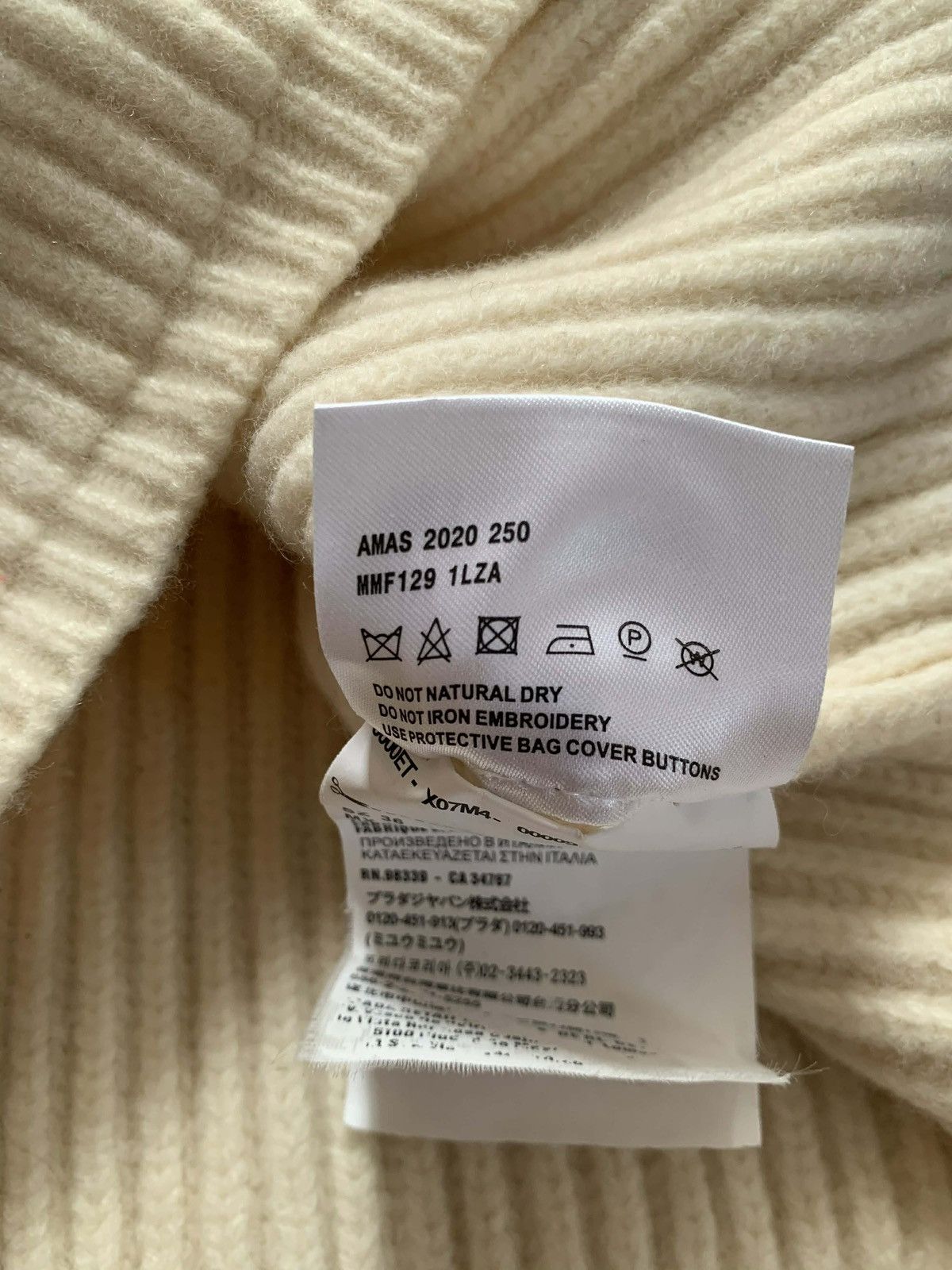 Miu Miu Miu Miu Wool Croptop Long Sleeve Shirt "Jewel Button" Size XS / US 0-2 / IT 36-38 - 6 Thumbnail