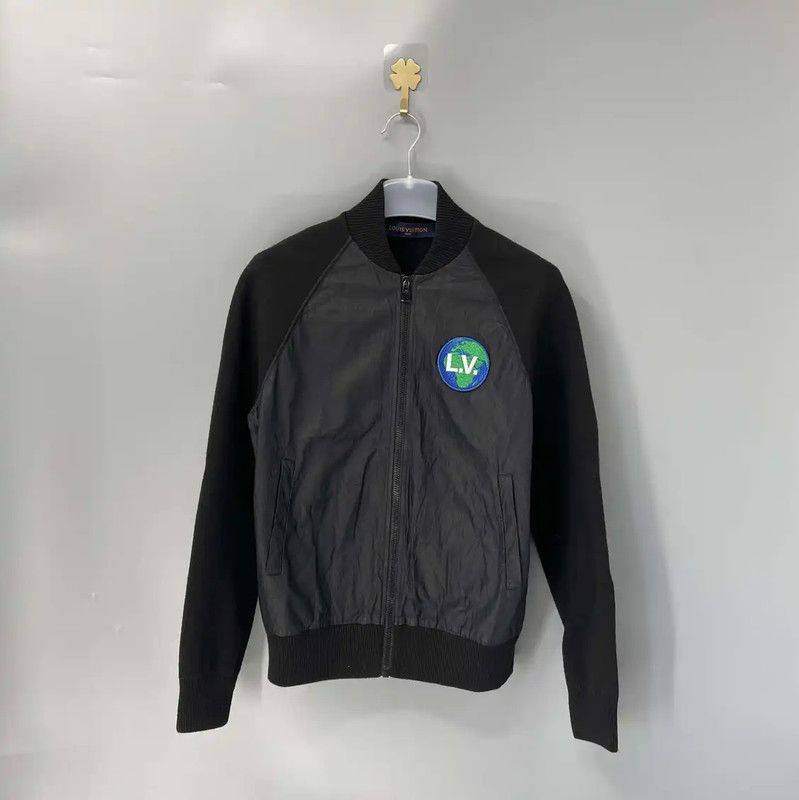 Louis Vuitton Louis Vuitton Black Leather Men's Jacket 0089 Size US S / EU 44-46 / 1 - 1 Thumbnail