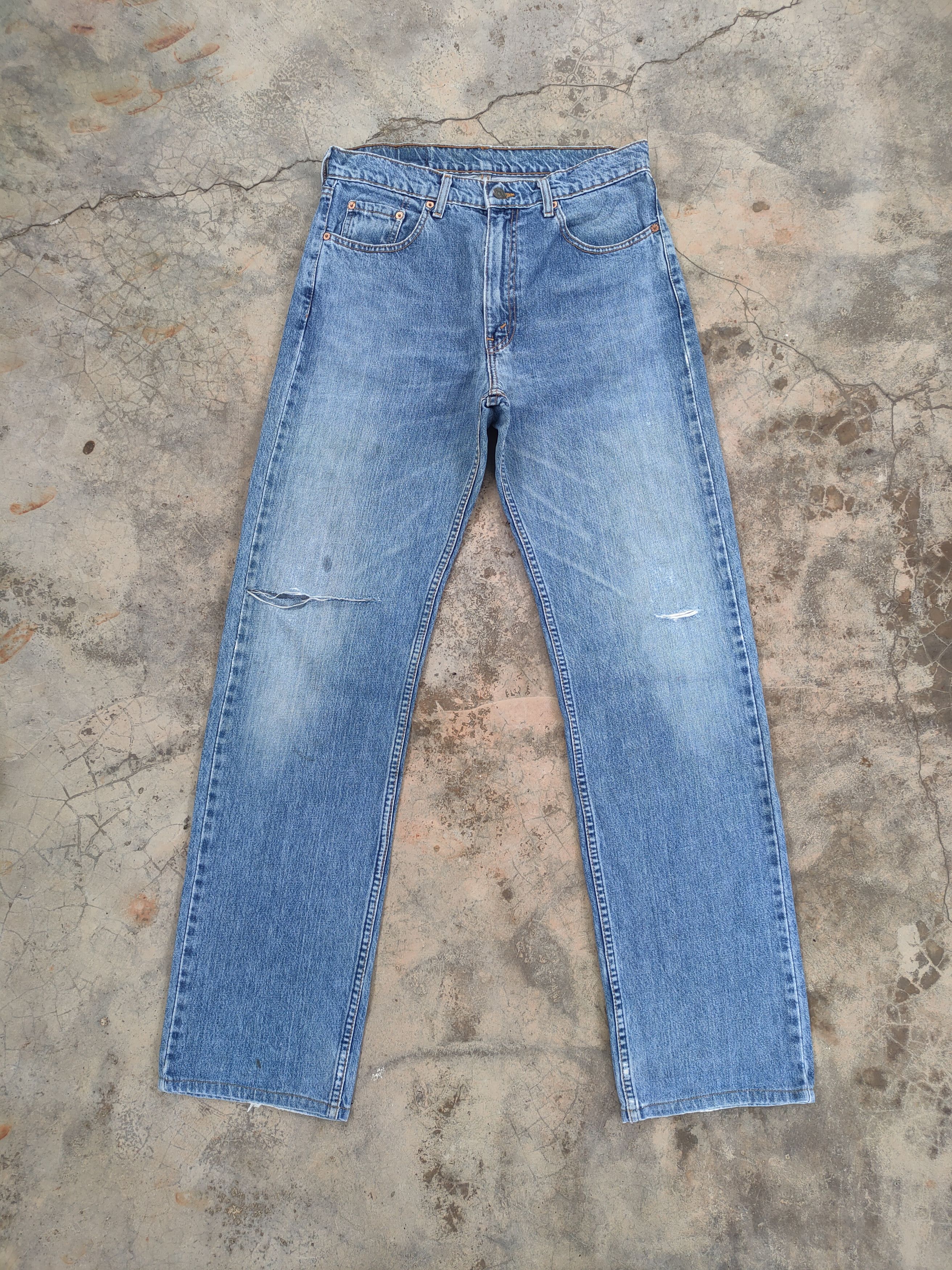 Levi's Vintage Clothing W32 VINTAGE LEVI'S 519 90' FADED DISTRESSED JEANS PANTS Size US 32 / EU 48 - 1 Thumbnail