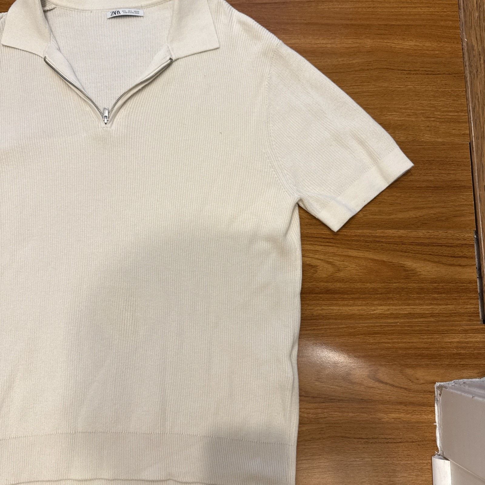Zara Zara Men Size Large Quarter Zip Collar T-Shirt Size US L / EU 52-54 / 3 - 2 Thumbnail