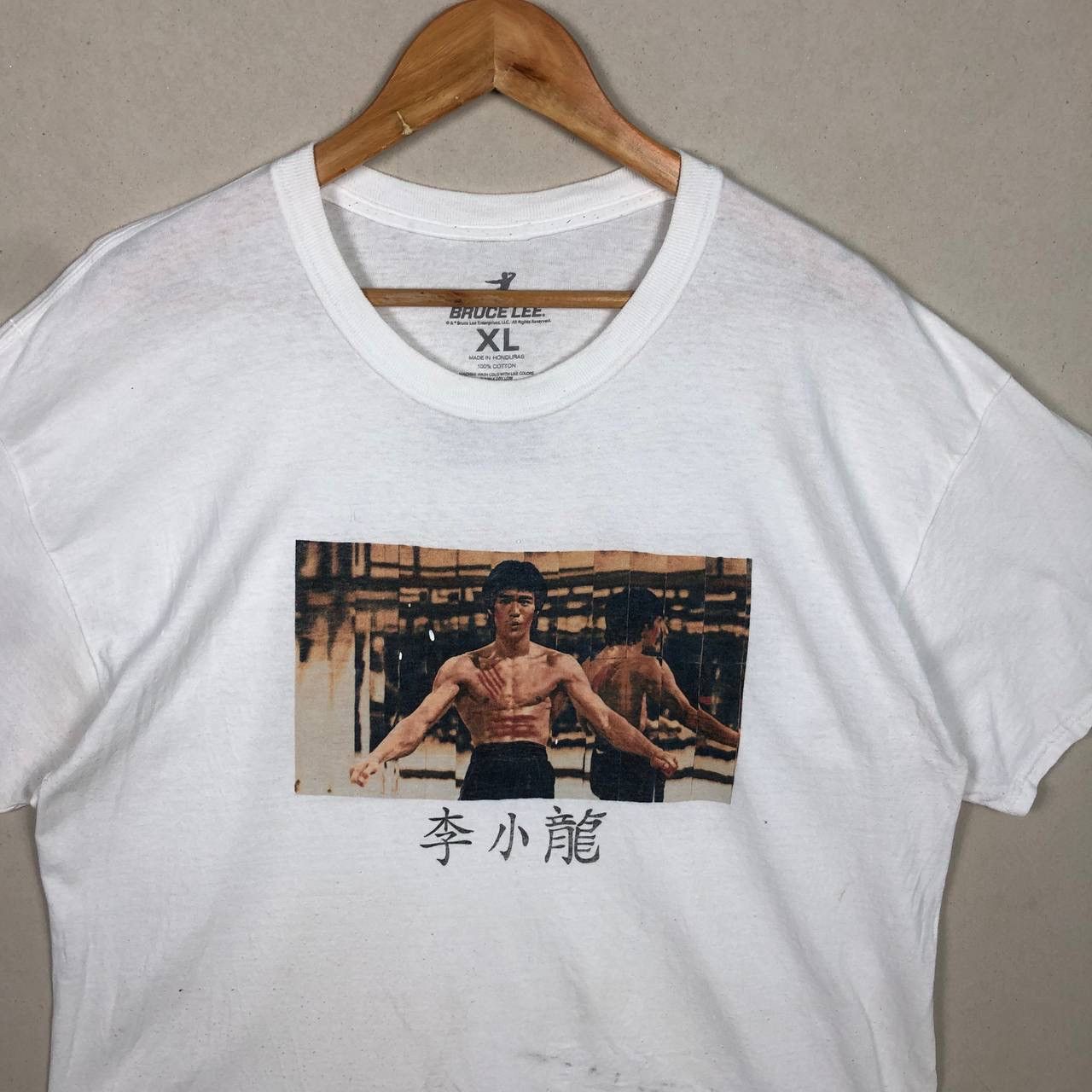 Vintage Crazy Y2K Bruce Lee Actor Dragon’s Roar Printed Tshirt Size US XL / EU 56 / 4 - 3 Thumbnail