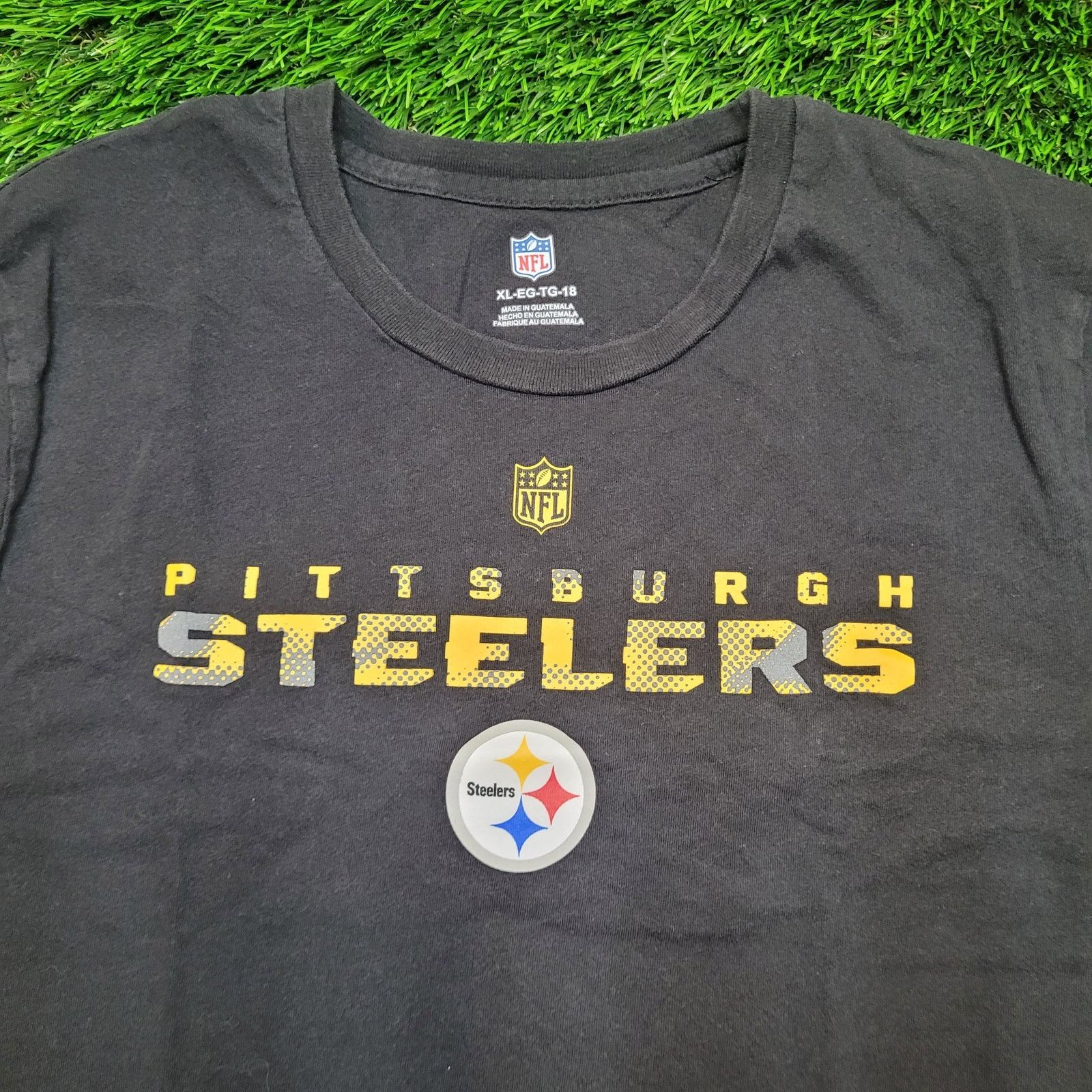 Other Pittsburgh Steelers Graphic T-Shirt Small (Tagged Youth XL) Size US S / EU 44-46 / 1 - 2 Thumbnail
