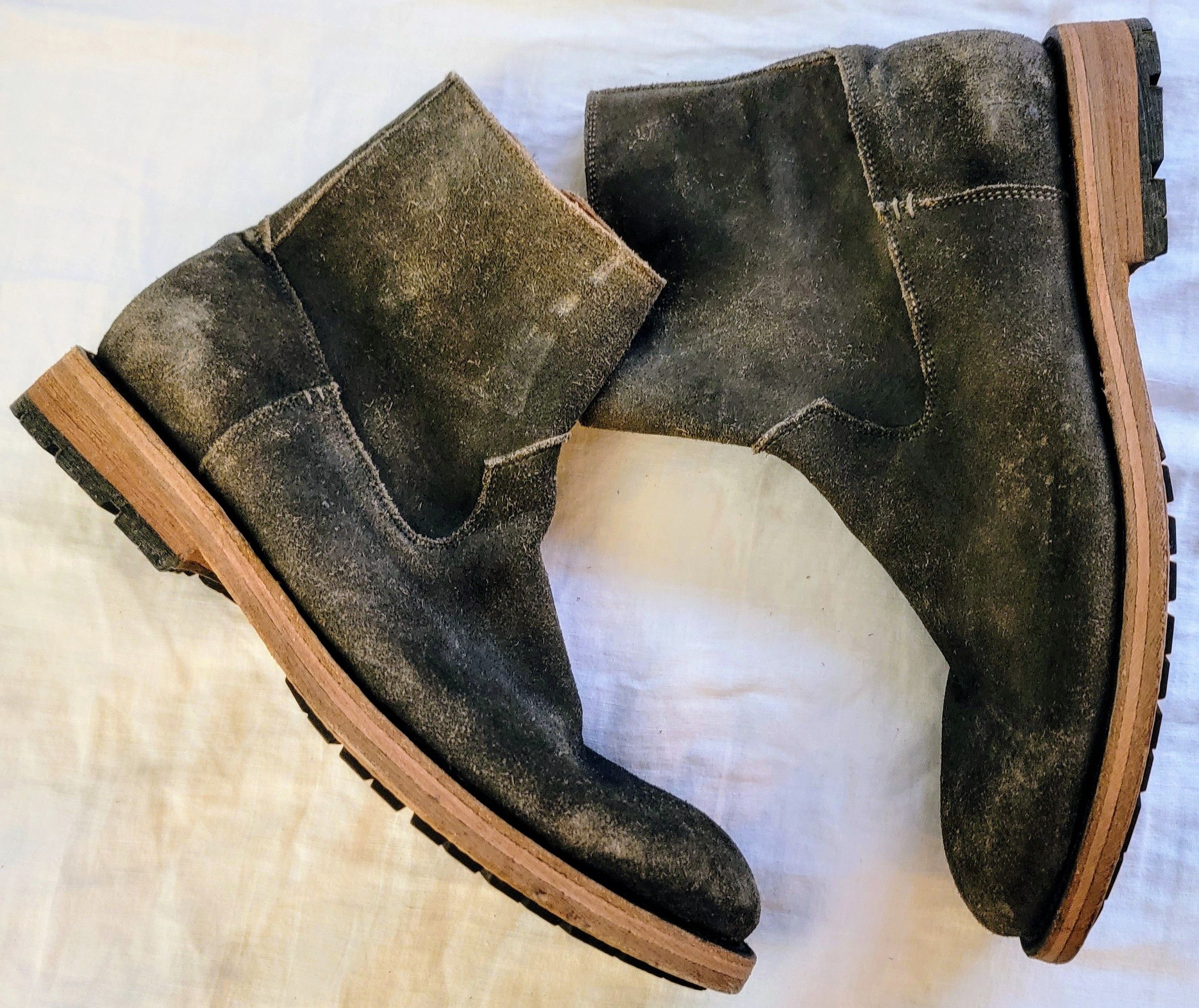 Art Comes First Men's Frye Suede Boot Size US 10 / EU 43 - 5 Thumbnail