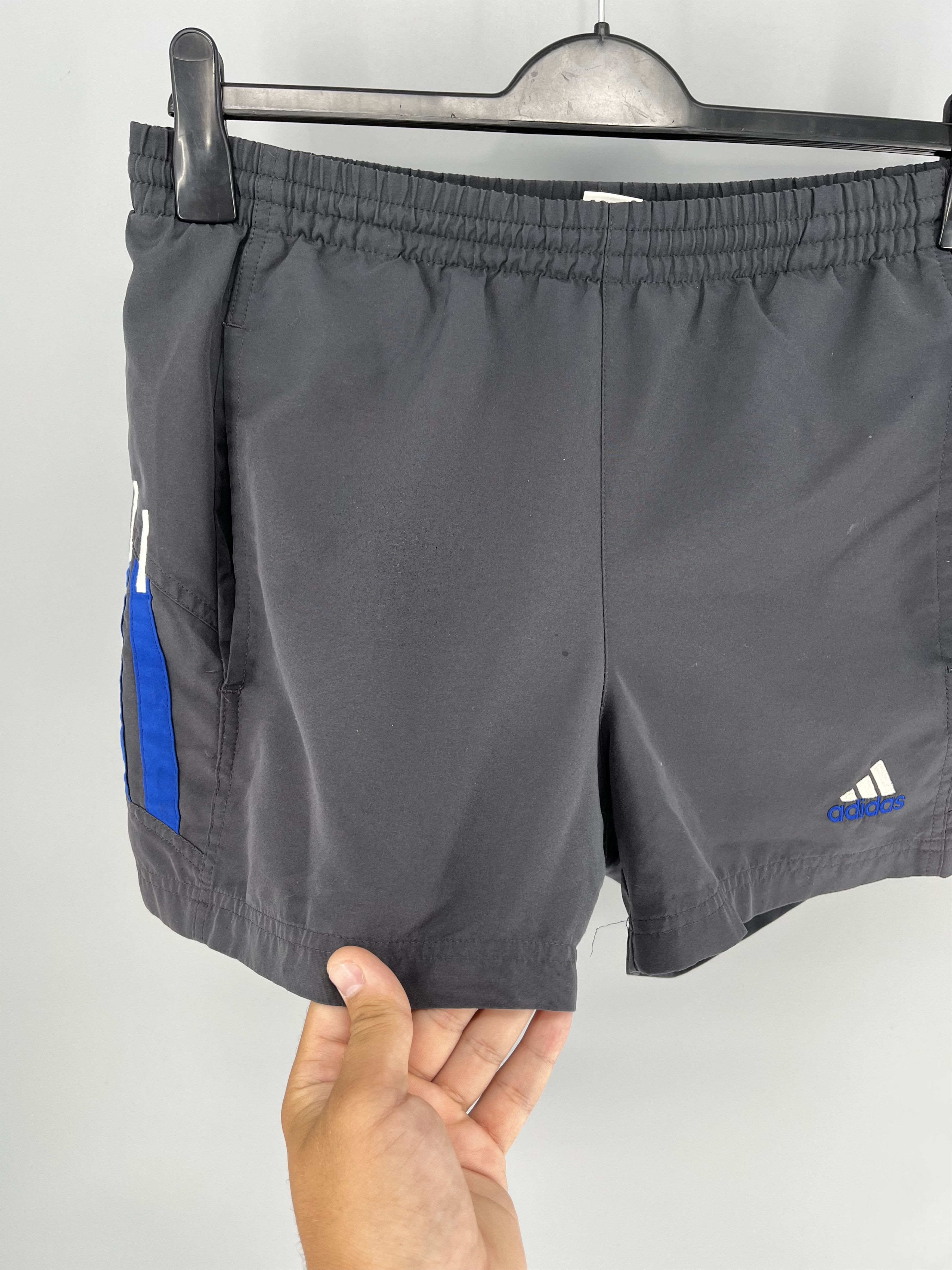 Adidas Vintage 90s ADIDAS Shorts Sport Streetwear 90s Style Size US 32 / EU 48 - 5 Thumbnail