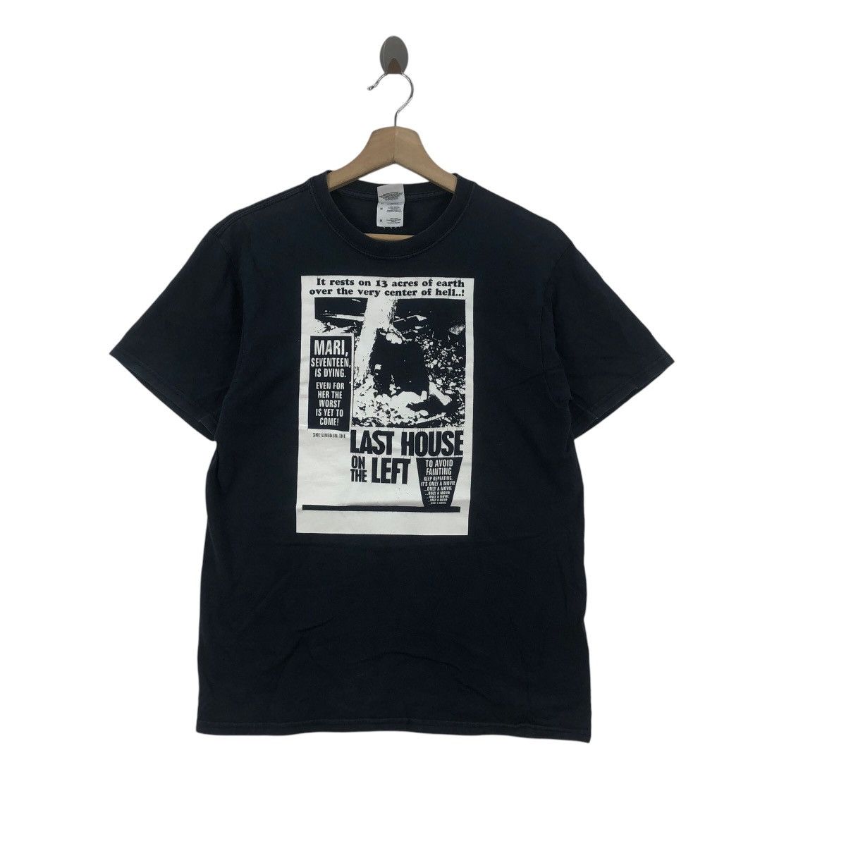 Other Vintage MOVIE THE LAST HOUSE ON THE LEFT Tee Shirt Top Size US M / EU 48-50 / 2 - 1 Thumbnail