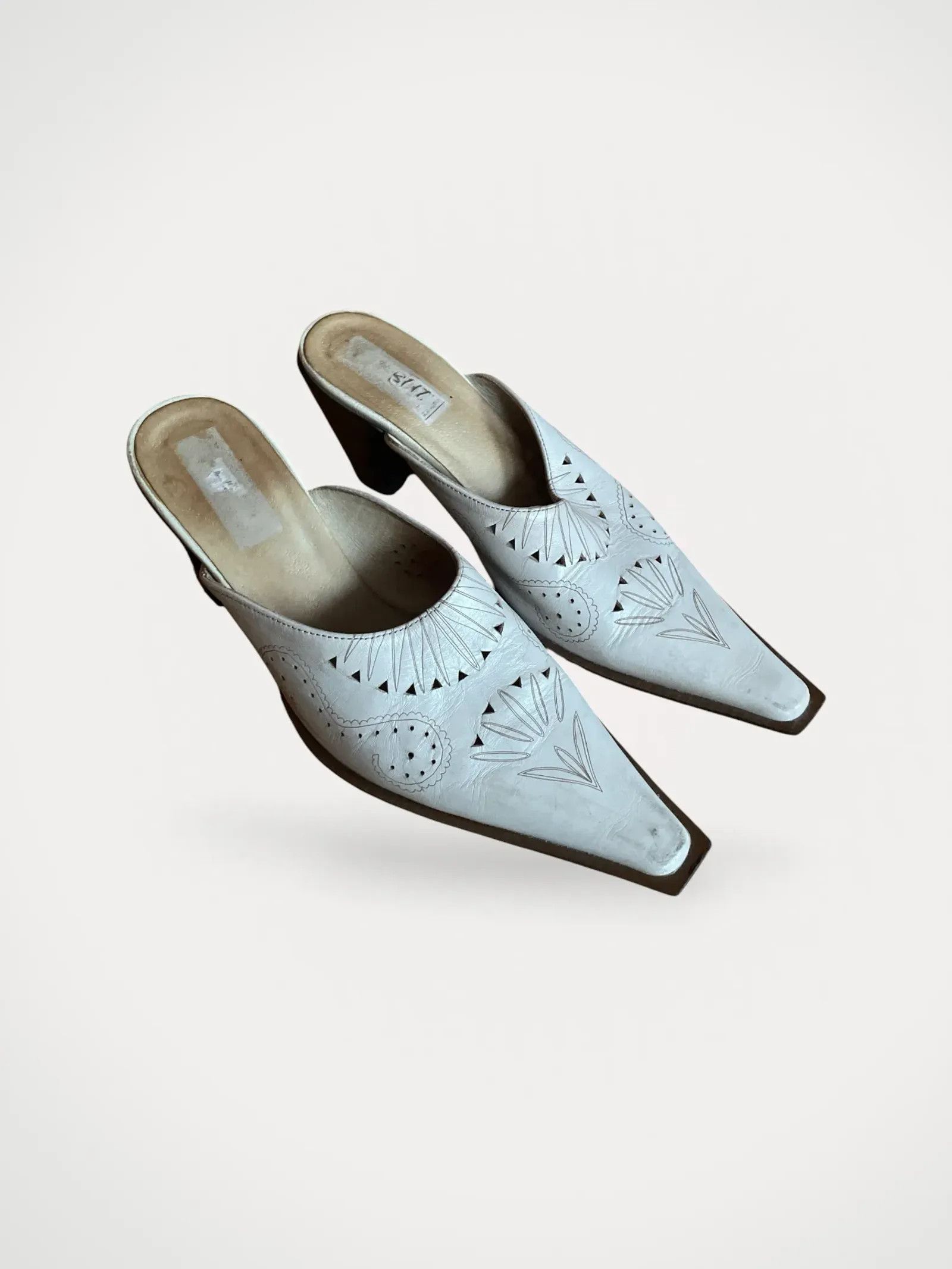 Vintage Italian vintage, unknown brand Heels Size US 7 / IT 37 - 1 Thumbnail