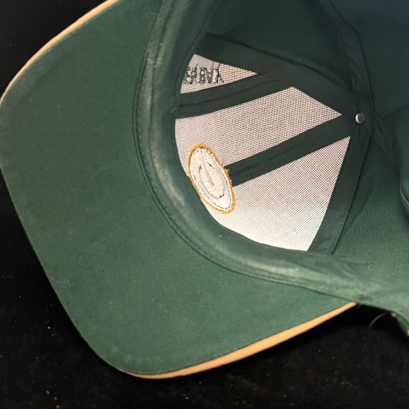Puma VINTAGE Green Bay Packers Hat NFL Pro Line Puma Adjustable Strapback Cap Mens Baseball Cap Size ONE SIZE - 7 Thumbnail