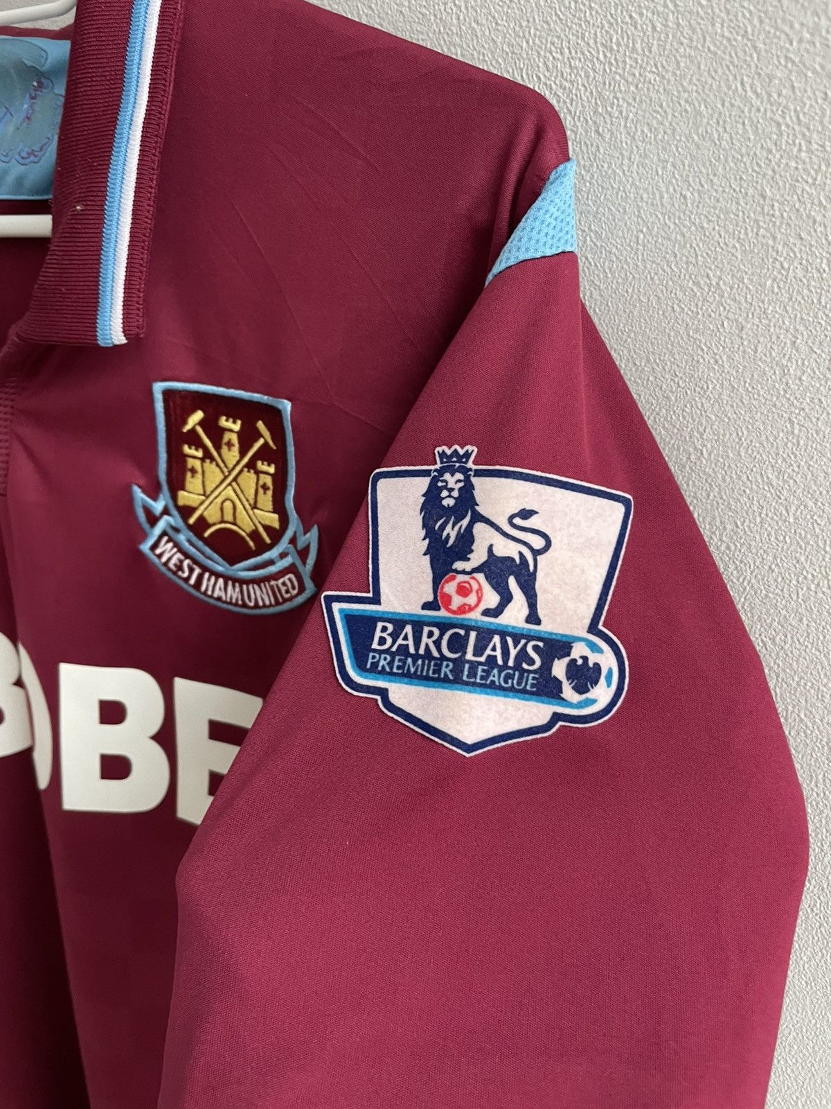 Umbro West Ham United 2009 2010 Home Football Shirt Soccer Jersey Size US L / EU 52-54 / 3 - 5 Thumbnail