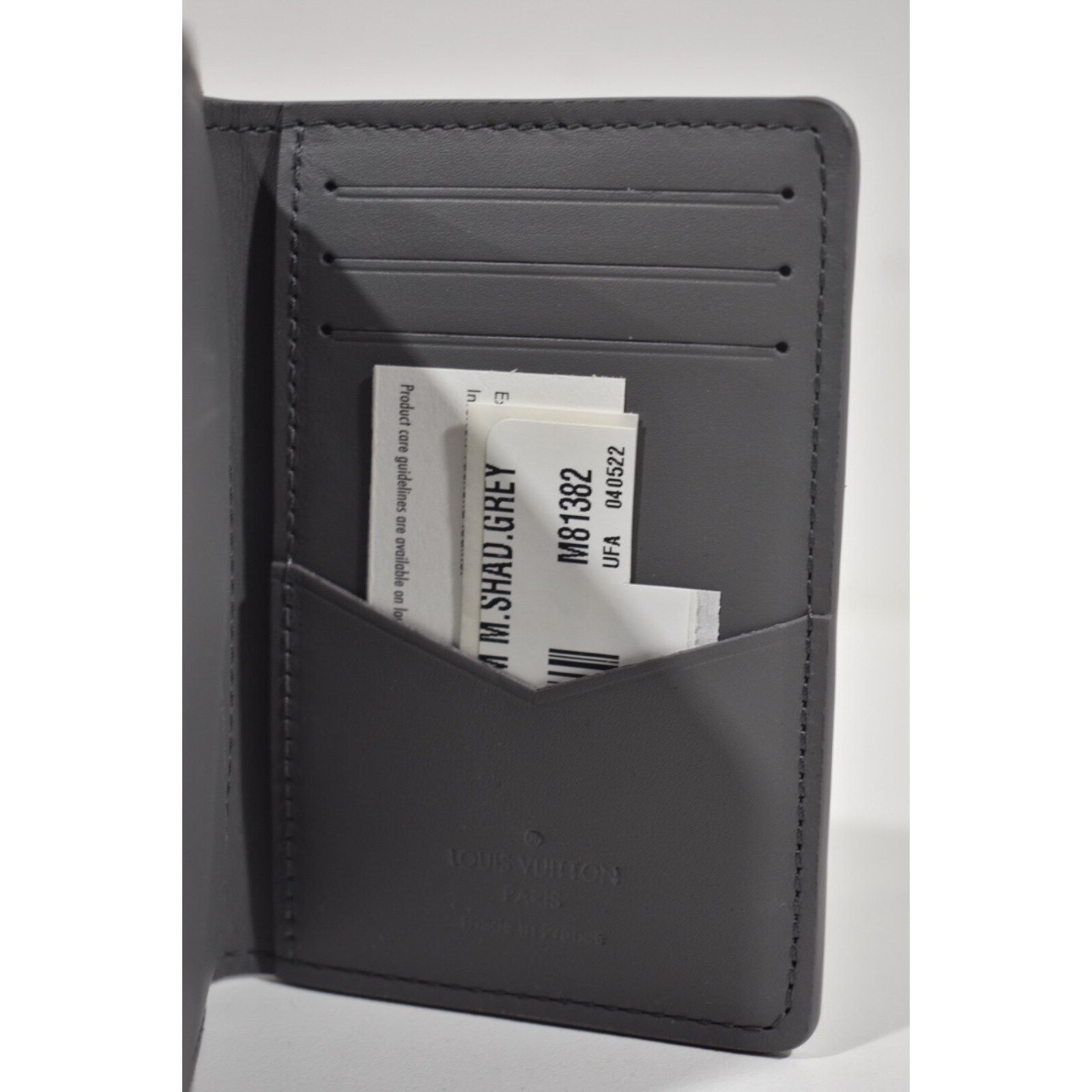 Louis Vuitton Louis Vuitton Grey Leather Logo Pocket Organizer Card Wallet Size ONE SIZE - 11 Thumbnail