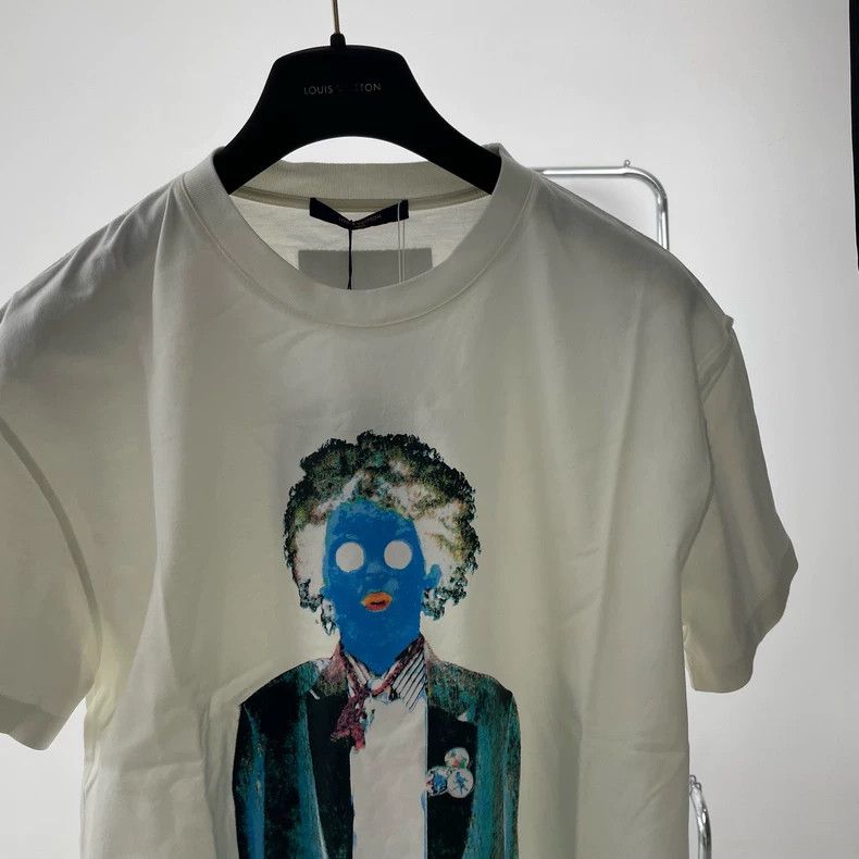 Louis Vuitton Louis Vuitton Portrait White Printed Short Sleeve Size US M / EU 48-50 / 2 - 1 Thumbnail