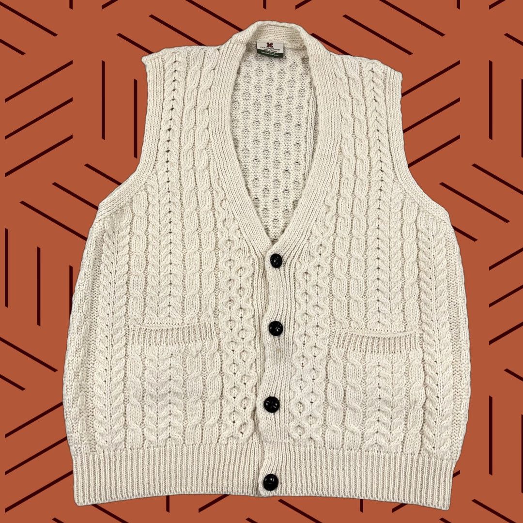 Vintage VINTAGE Carraig Donn Sweater Vest Men XL Brown Wool Cable Knit Pocketed Crew Neck Size US XL / EU 56 / 4 - 1 Thumbnail