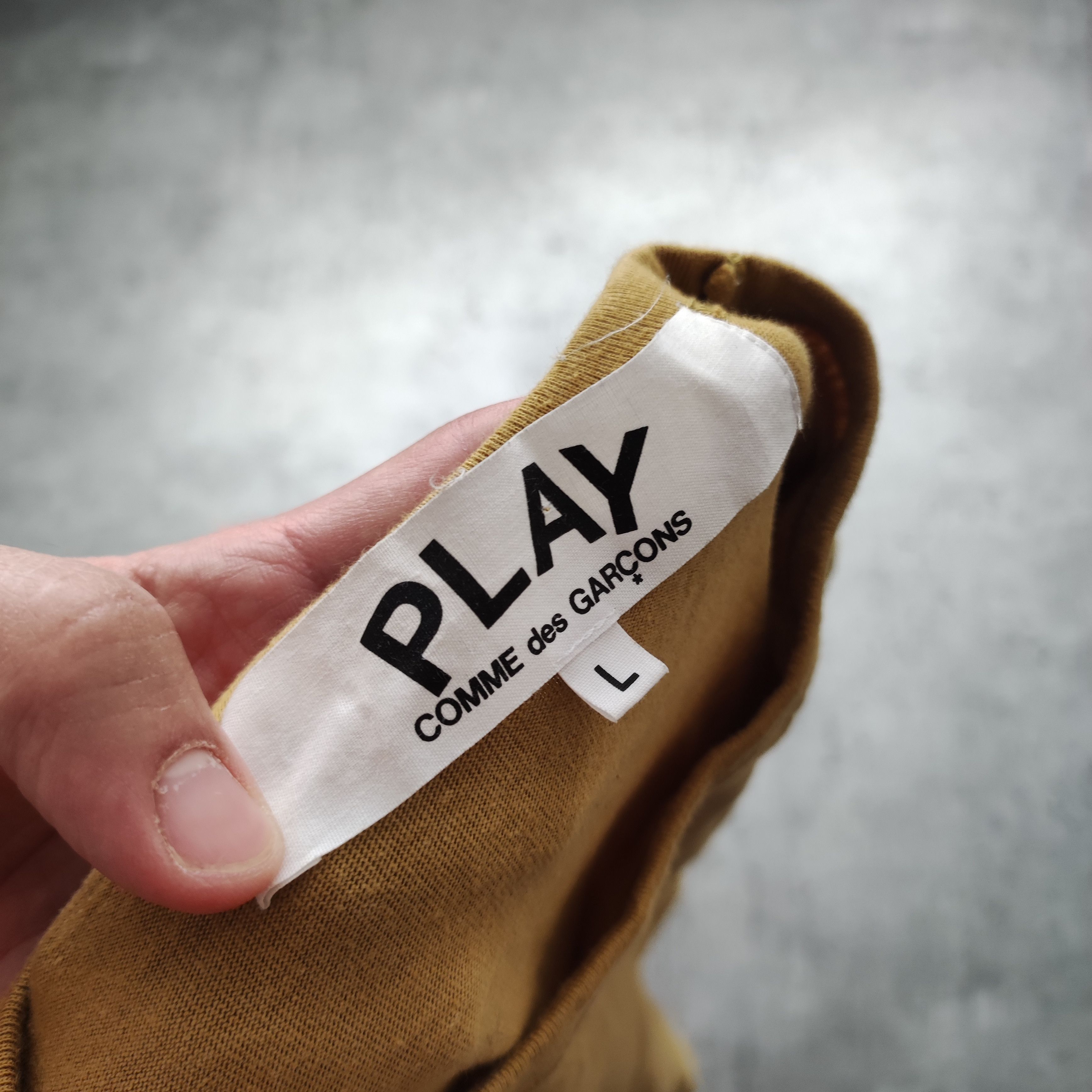 Comme des Garcons PLAY CDG Comme Des Garcons Play Small Heart Yellow Tee Size US L / EU 52-54 / 3 - 7 Thumbnail
