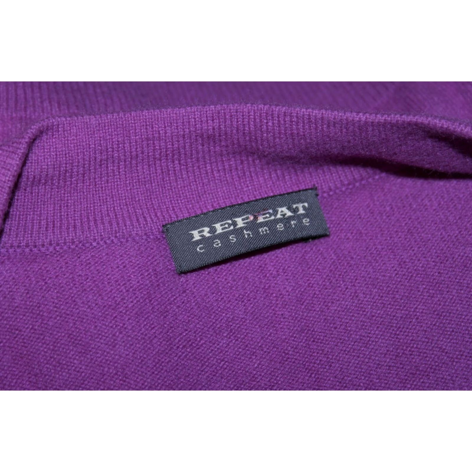 Vintage Repeat Cardigan Purple 100% cashmere Jumper Size 38 Womens V-Neck Dutch Brand Repeat Cardigan Purple 100% cashmere Size 38 Womens V-Neck Size XS / US 0-2 / IT 36-38 - 4 Thumbnail