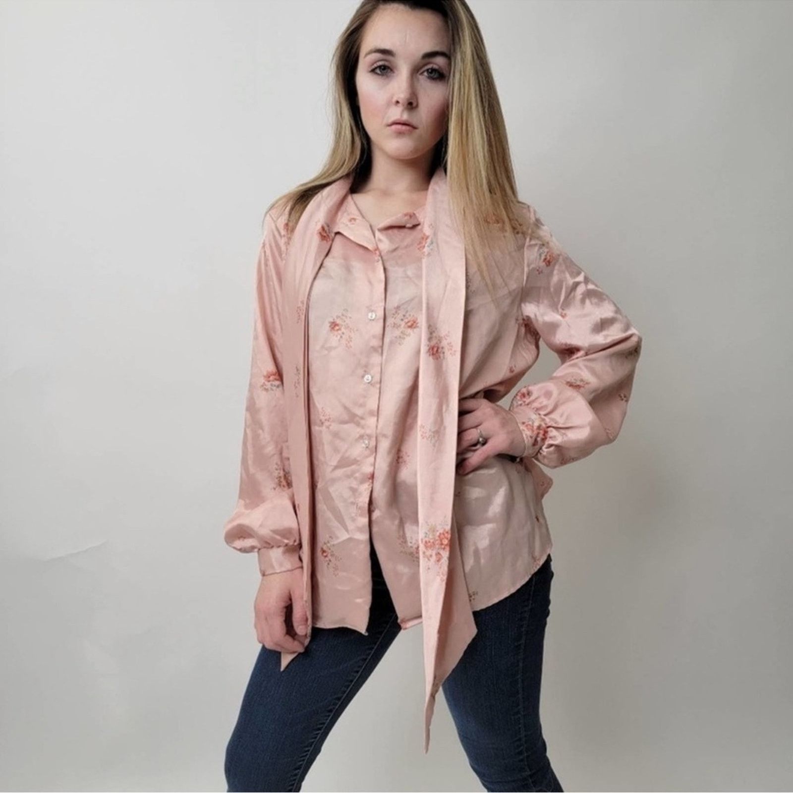 Vintage Vintage 80’s Secretary Top Size L / US 10 / IT 46 - 1 Thumbnail