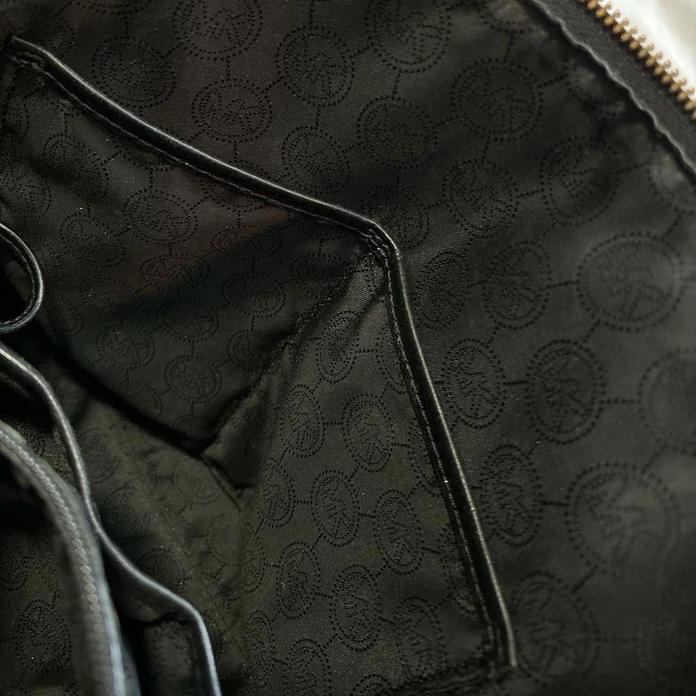 Michael Kors Michael Kors Black Signature Tote Bag Size ONE SIZE - 7 Thumbnail