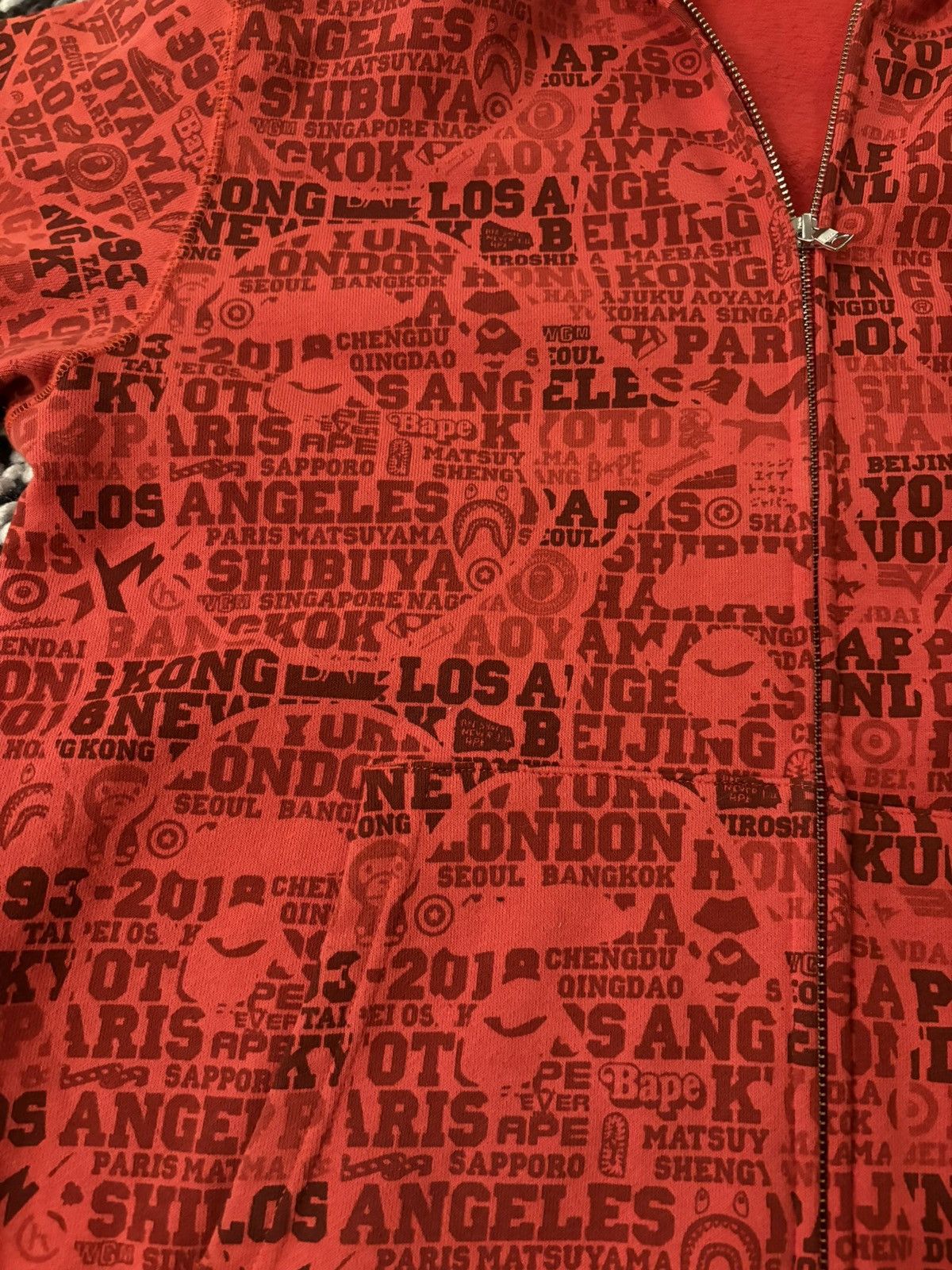Bape Red XXV Bape hoodie Size US XL / EU 56 / 4 - 11 Thumbnail