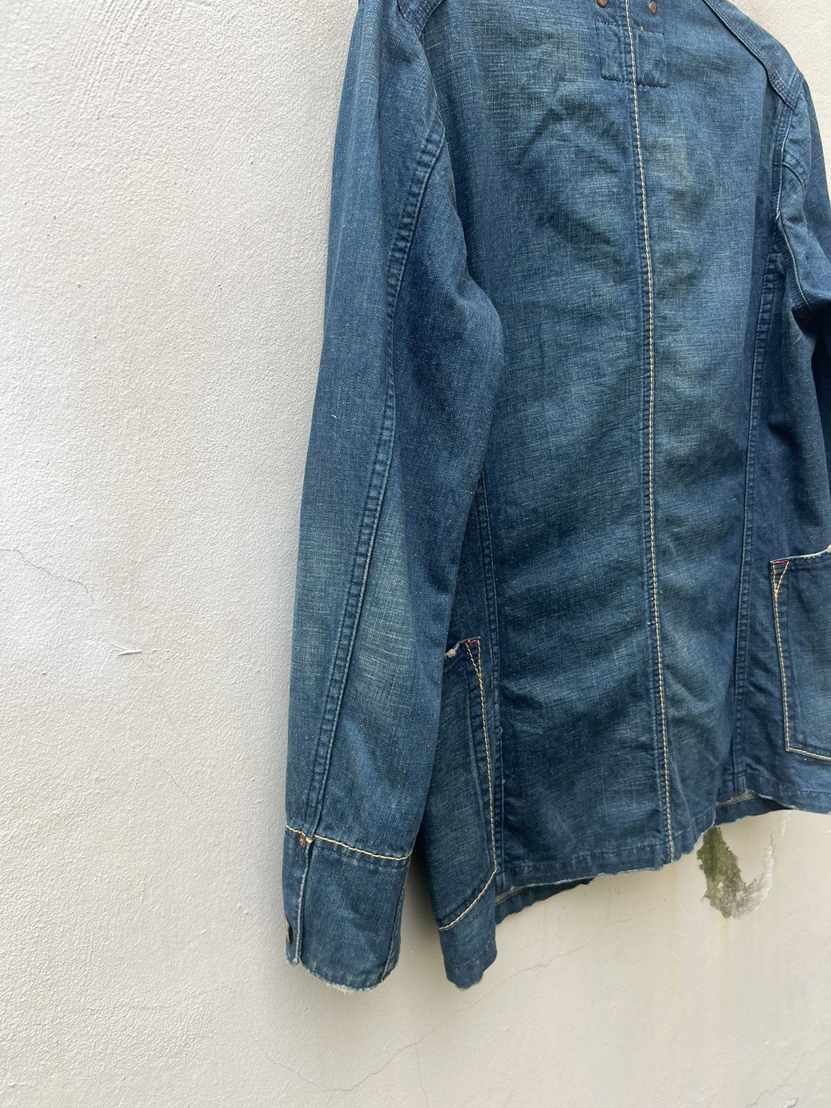 Levi's × Vintage Vintage 2002 Levi’s Redloop Distress Fade Denim Chore Jacket Size US M / EU 48-50 / 2 - 15 Thumbnail