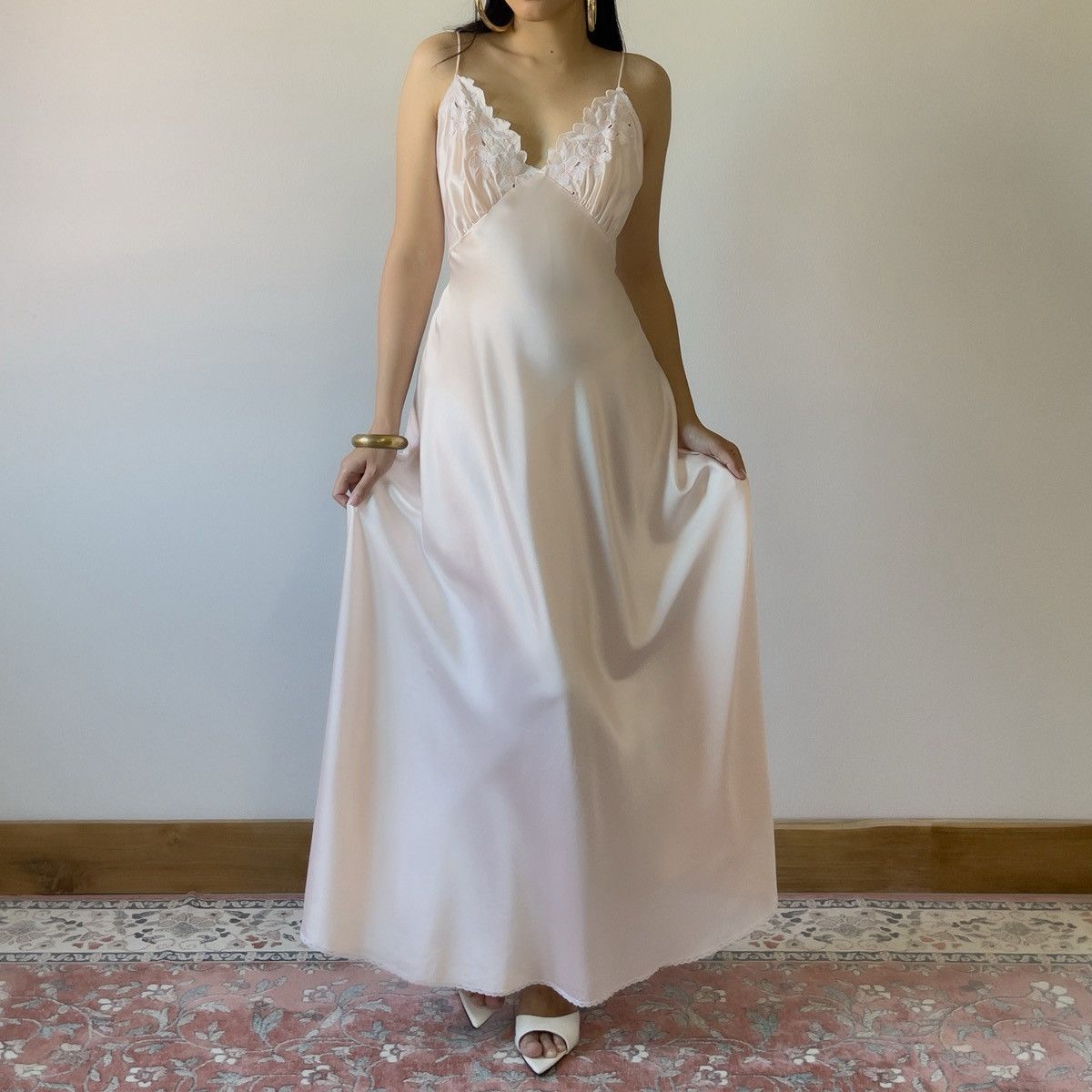 Victoria's Secret Victoria’s Secret 1980s Blush Pink Satin Slip Gown (L) Size L / US 10 / IT 46 - 1 Thumbnail