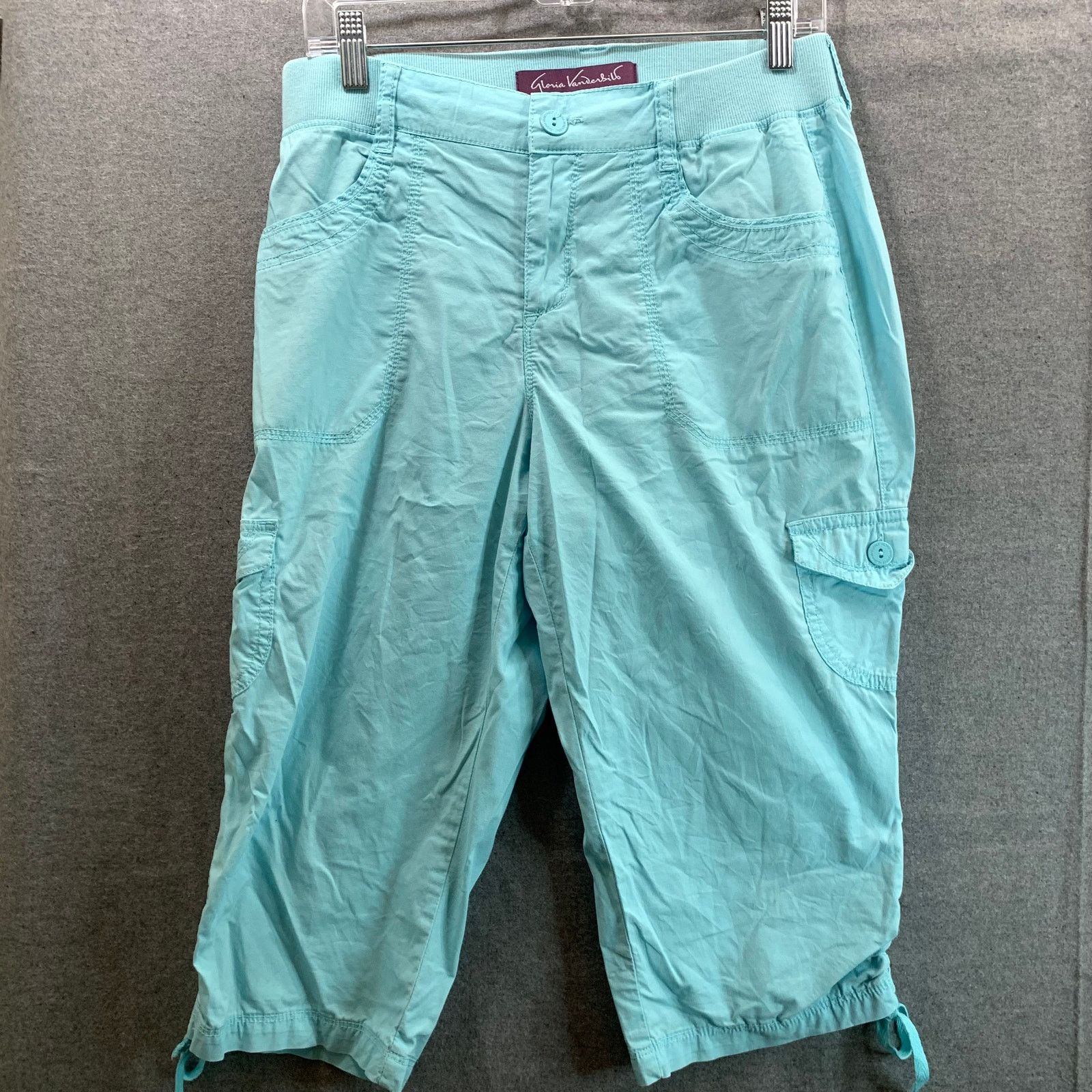 Gloria Vanderbilt Gloria Vanderbilt Shorts Women Size 6 Light Blue Size 28" / US 6 / IT 42 - 1 Thumbnail