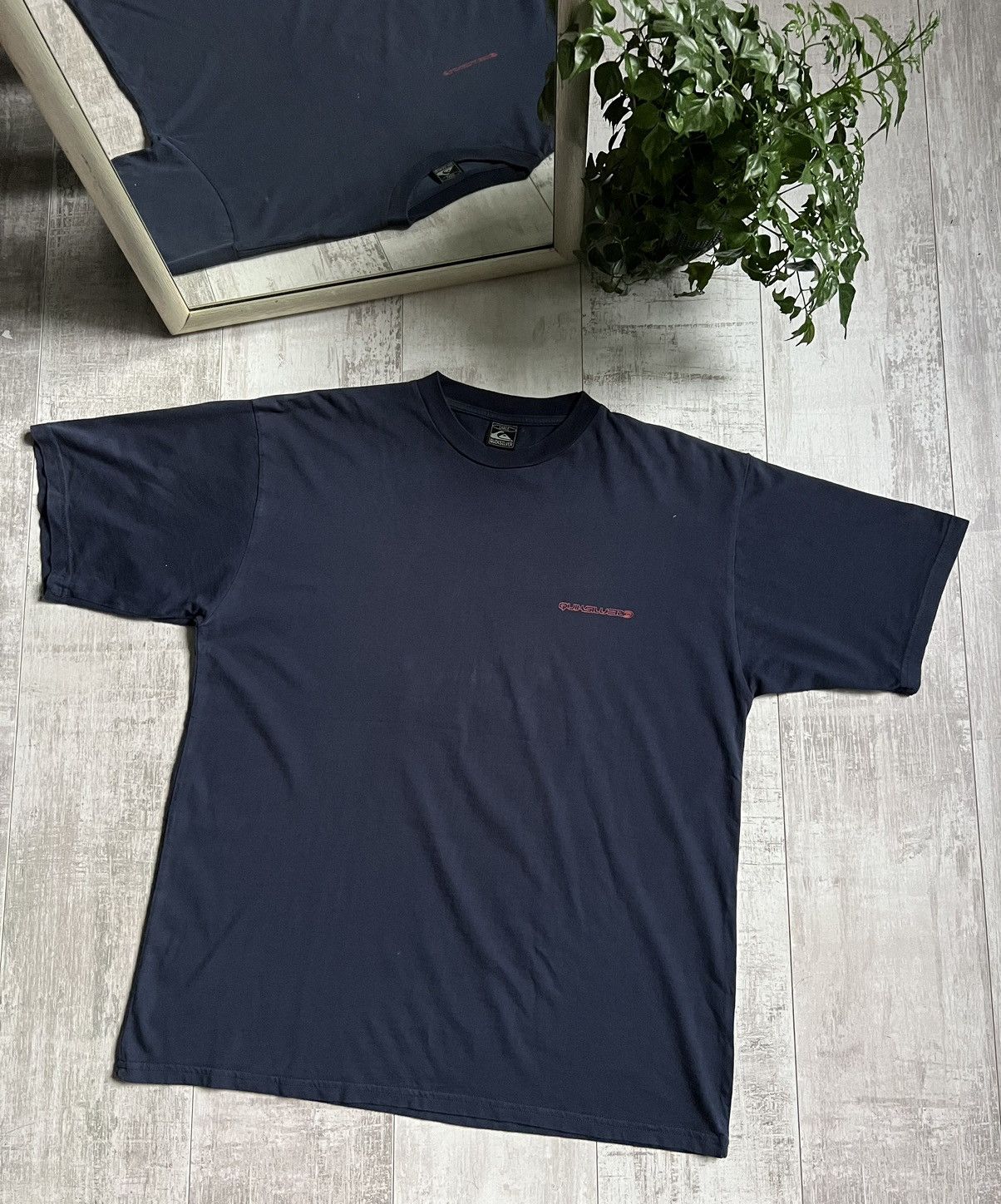 Quiksilver × Vintage 💥RARE💥 Vintage Quiksilver T-Shirt 00’s Hawaii Printed Logo Size US XL / EU 56 / 4 - 2 Thumbnail