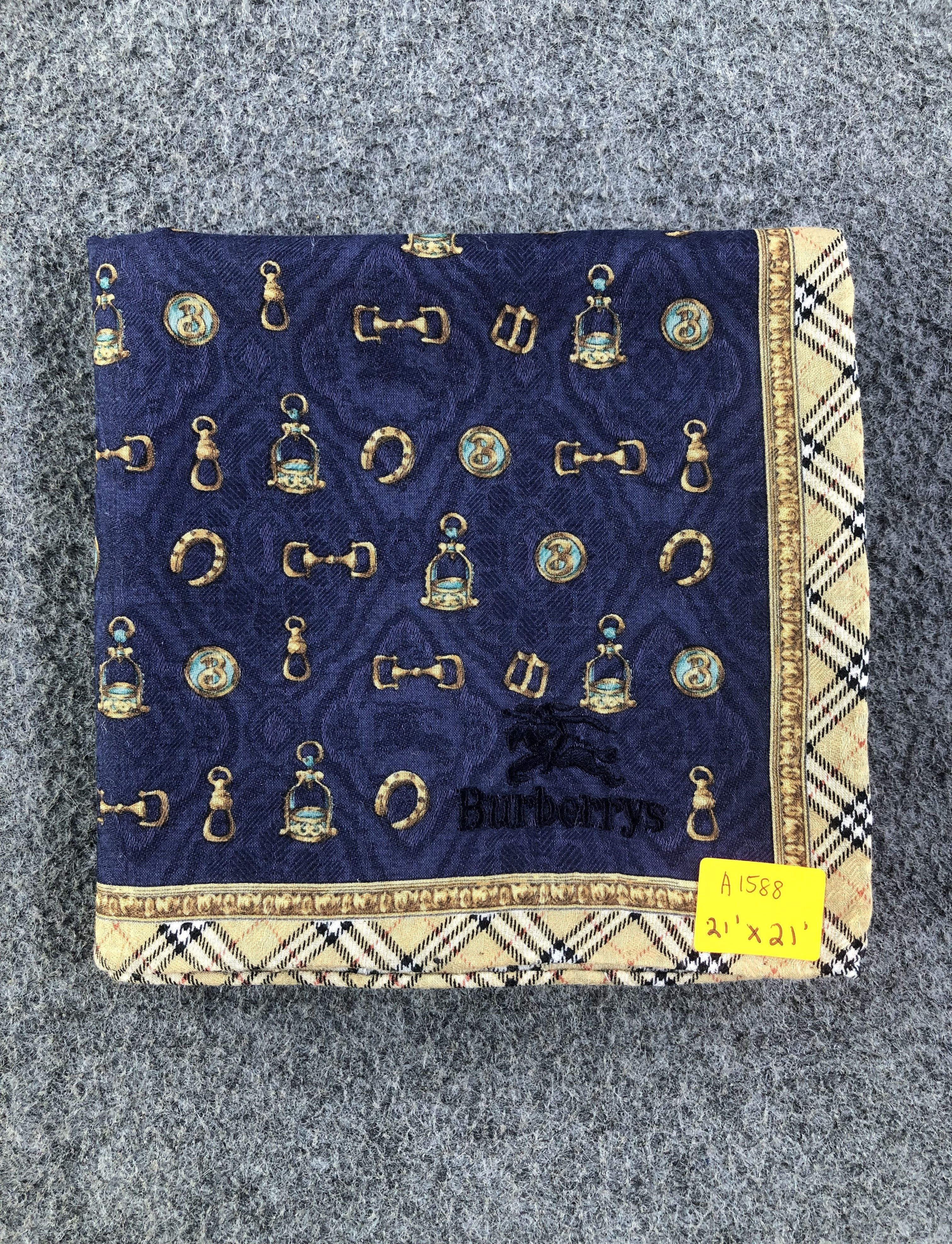 Burberry Burberry Handkerchief / Bandana / Neckerchief Size ONE SIZE - 6 Thumbnail