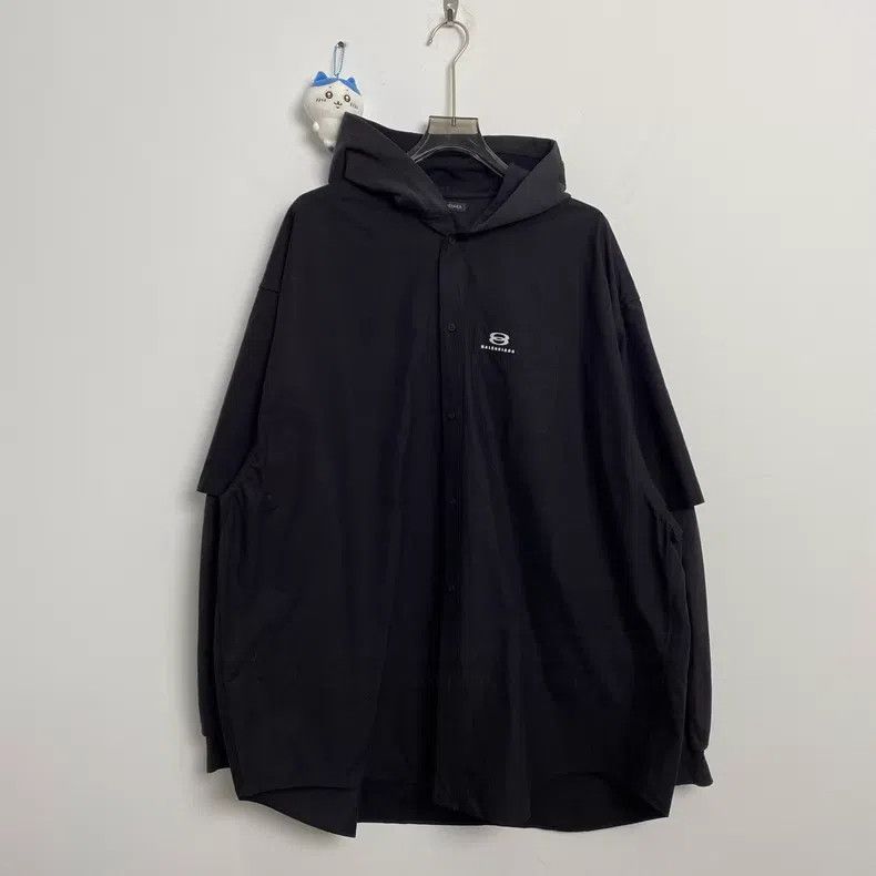 Balenciaga Balenciaga size 37 Double Ring Letter Hooded Two-Piece Shi Size US M / EU 48-50 / 2 - 1 Thumbnail