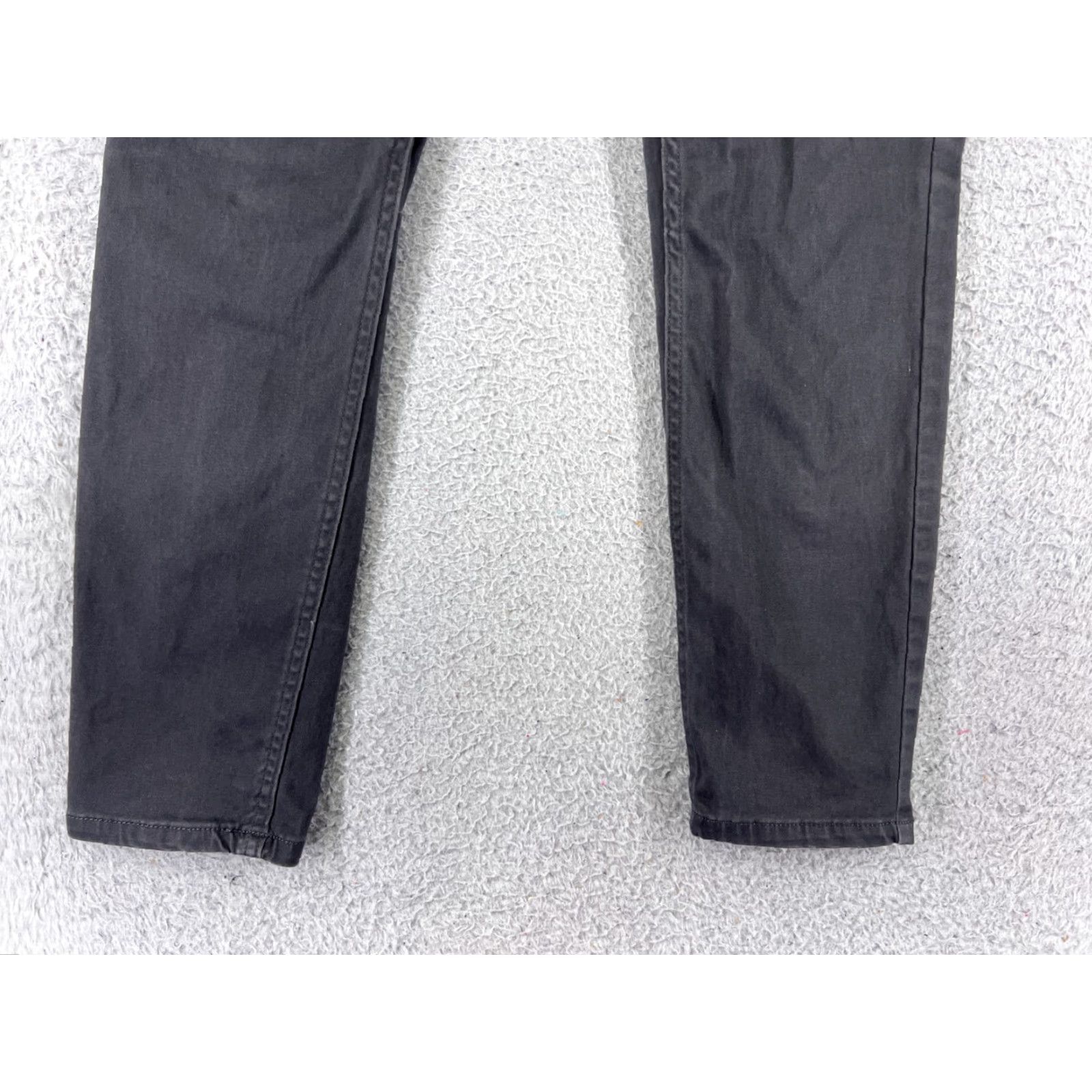 Calvin Klein Calvin Klein Jeans Women 4 Gray Denim Ankle Skinny Stretch Cotton Blend Casual 5-Pocket Zipper Low Rise Mens? Women? No gender. Size 27" / US 4 / IT 40 - 5 Thumbnail