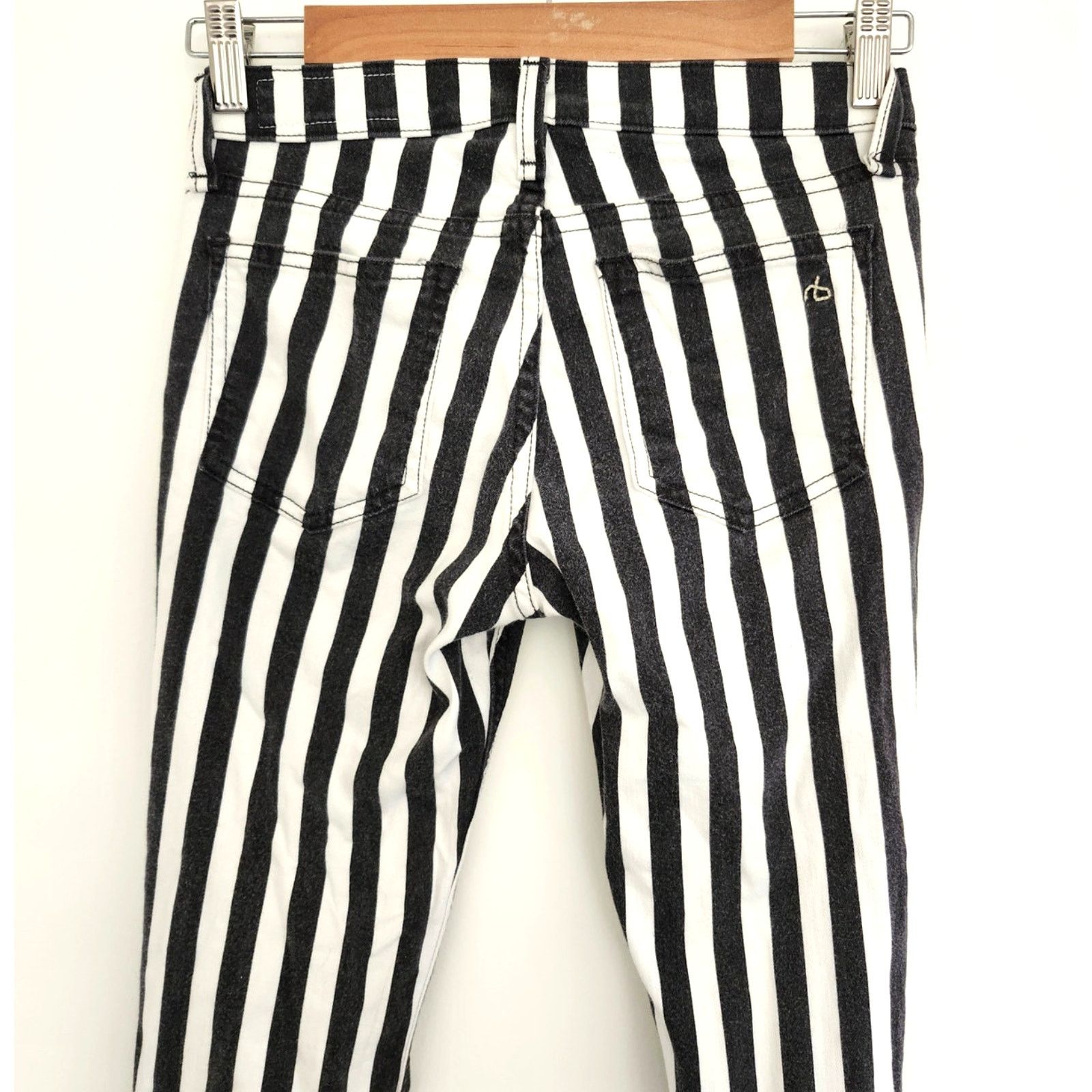 Rag & Bone Rag & Bone Black & White Striped Capri Jeans Sz 26 Size 26" / US 2 / IT 38 - 3 Thumbnail