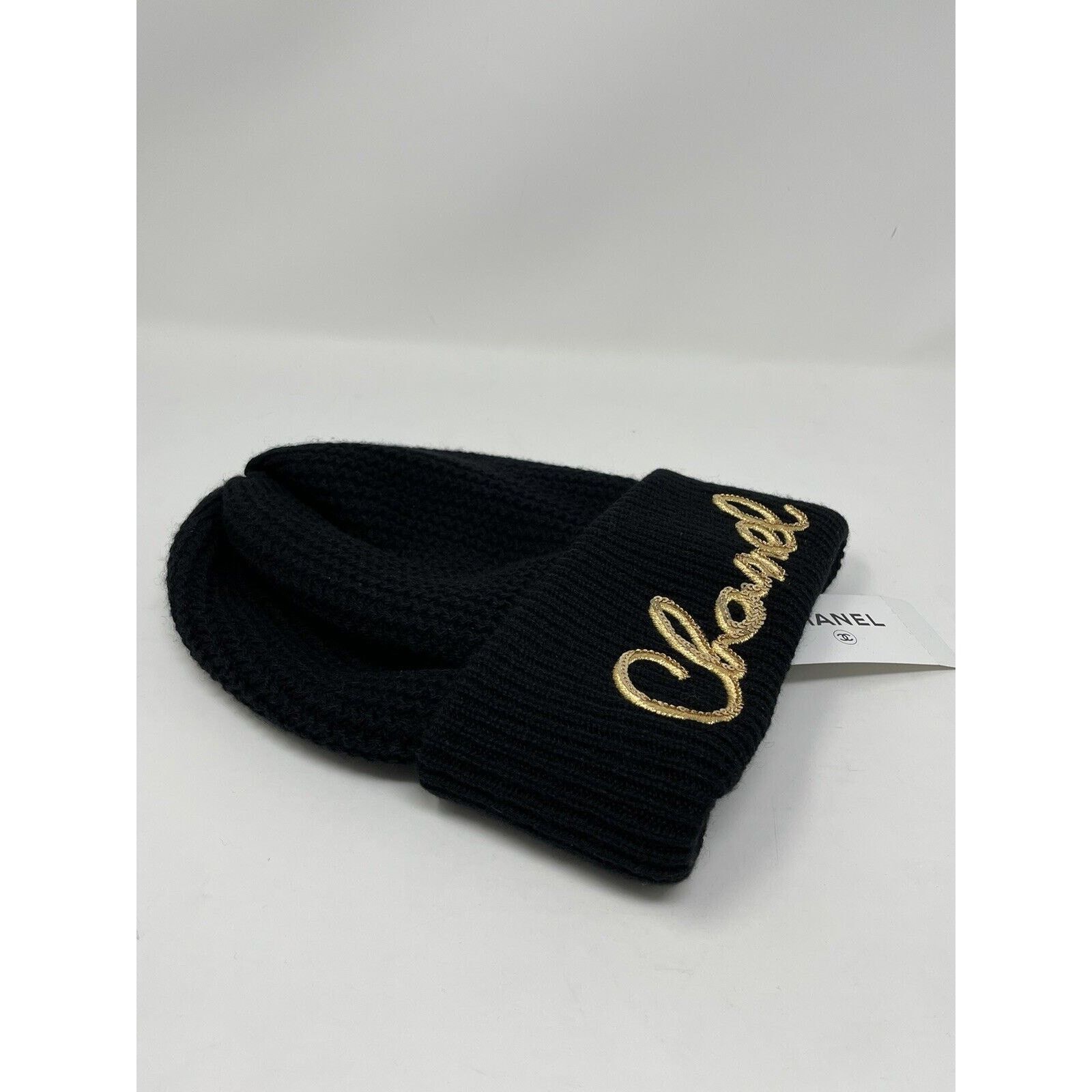Chanel Chanel Black Cashmere Hat 22A Script Gold Size ONE SIZE - 8 Thumbnail