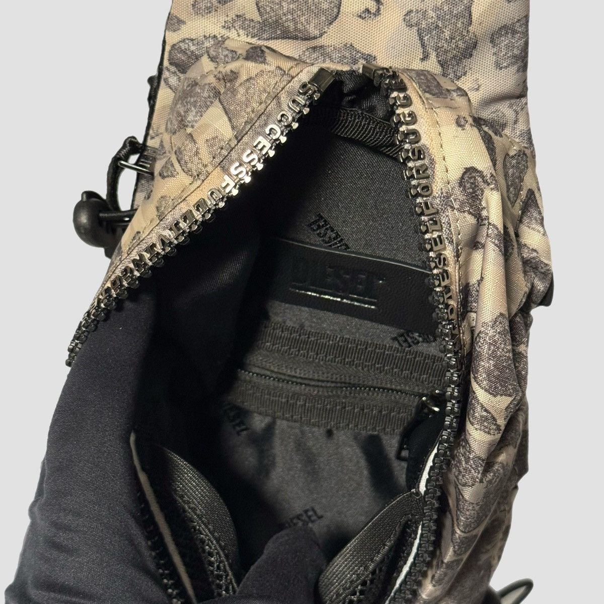 Diesel Diesel Zip-D Sling Backpack Incense Grey Size ONE SIZE - 2 Thumbnail
