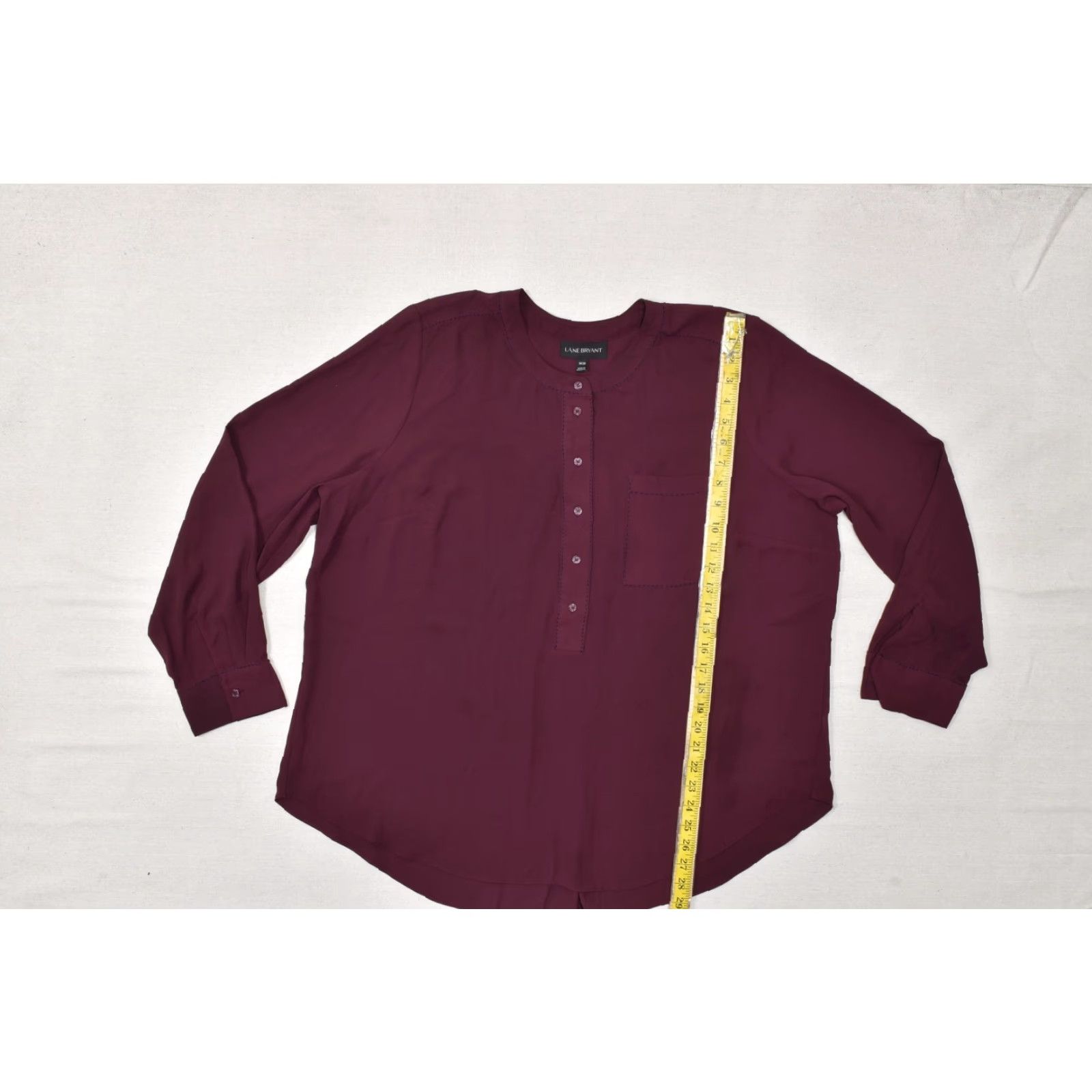 Vintage Lane Bryant Women 18/20 Maroon Henley Blouse Long Sleeve Pleated Back Career Top Size XXL / US 16-18 / IT 52-54 - 3 Thumbnail