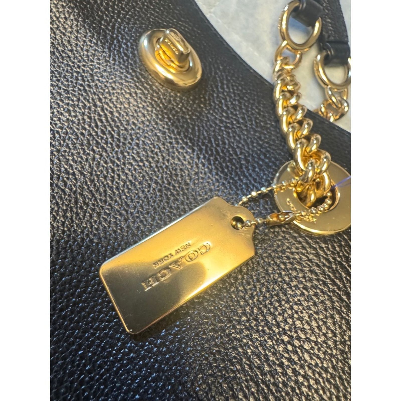 Kate Spade Coach Pebbled Leather Shoulder Bag Bundle Size ONE SIZE - 4 Thumbnail