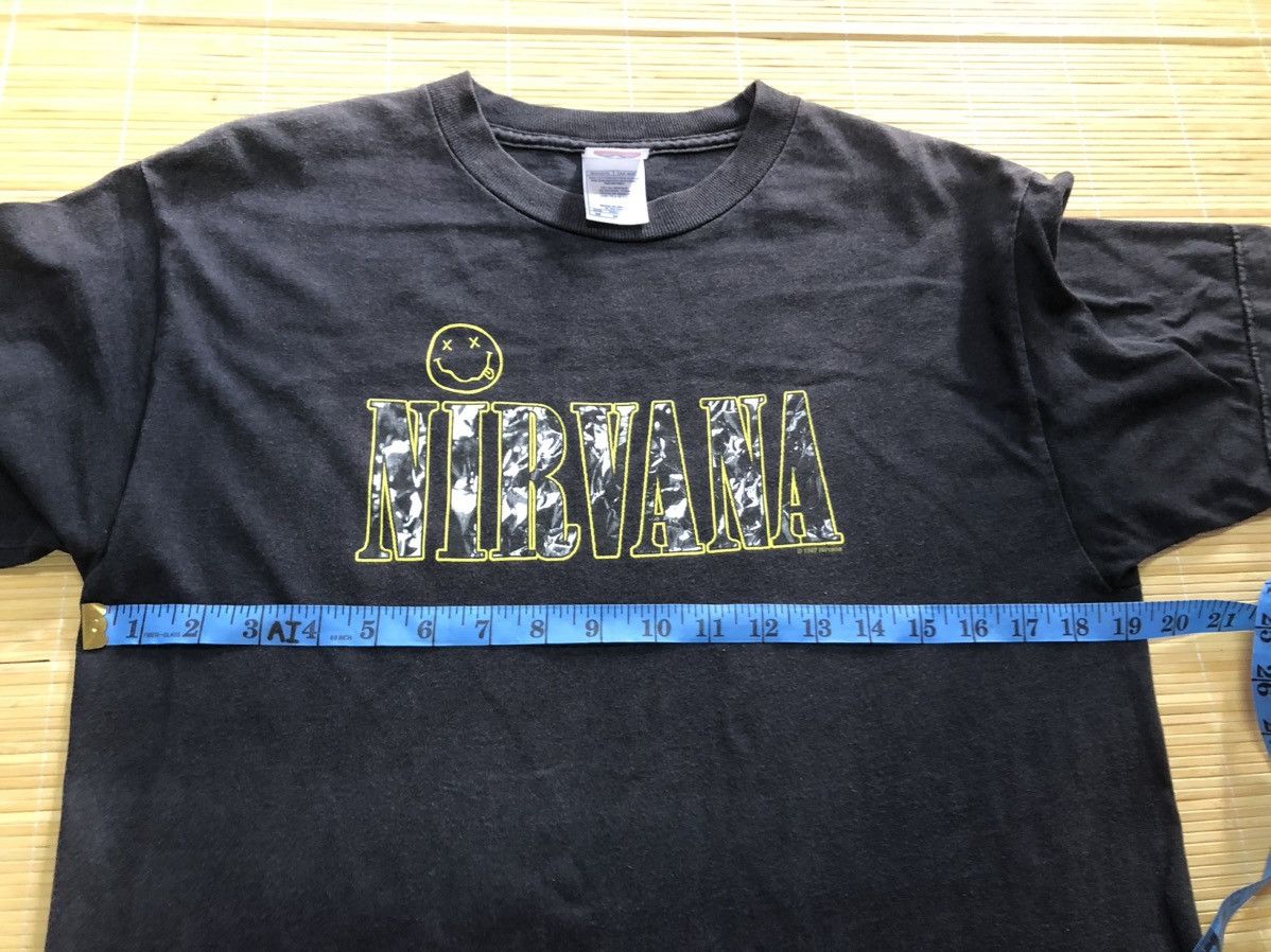 Band Tees × Nirvana × Vintage Vintage Nirvana 1997 Smile face king of grunge Size US M / EU 48-50 / 2 - 8 Thumbnail