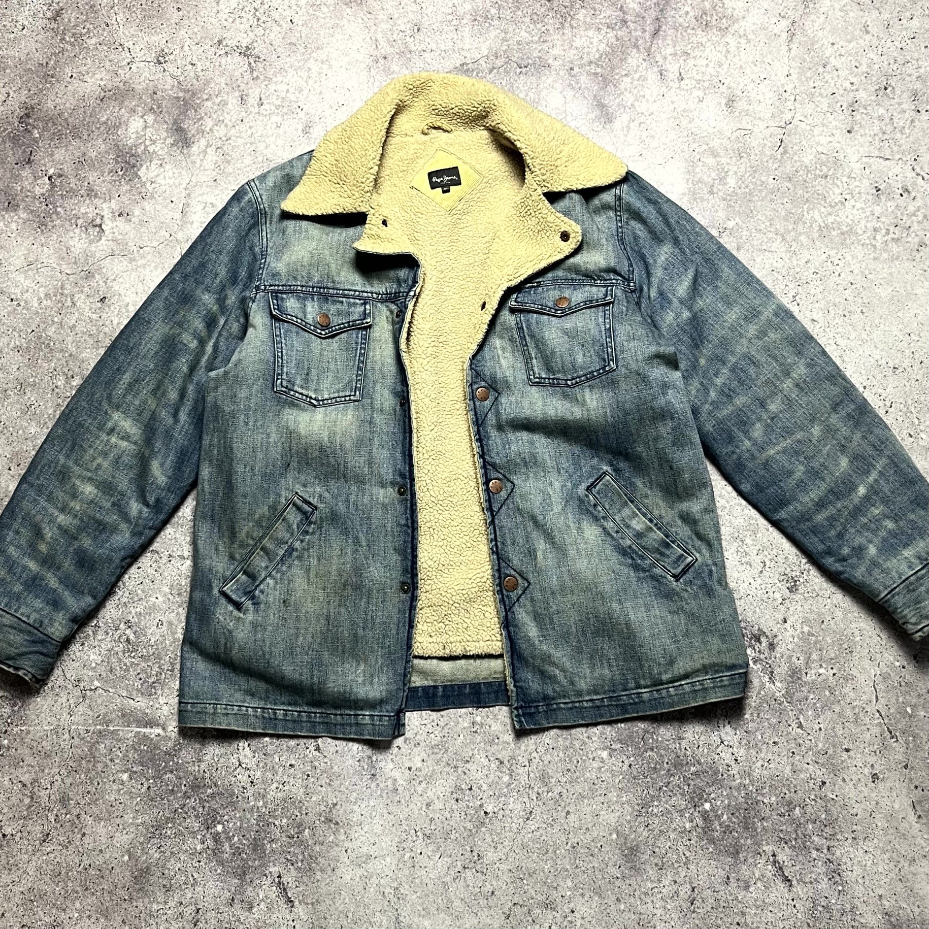 Pepe Jeans Pepe Jeans Sherpa Denim Washed Blue Trucker Jacket Size M Size US M / EU 48-50 / 2 - 1 Thumbnail