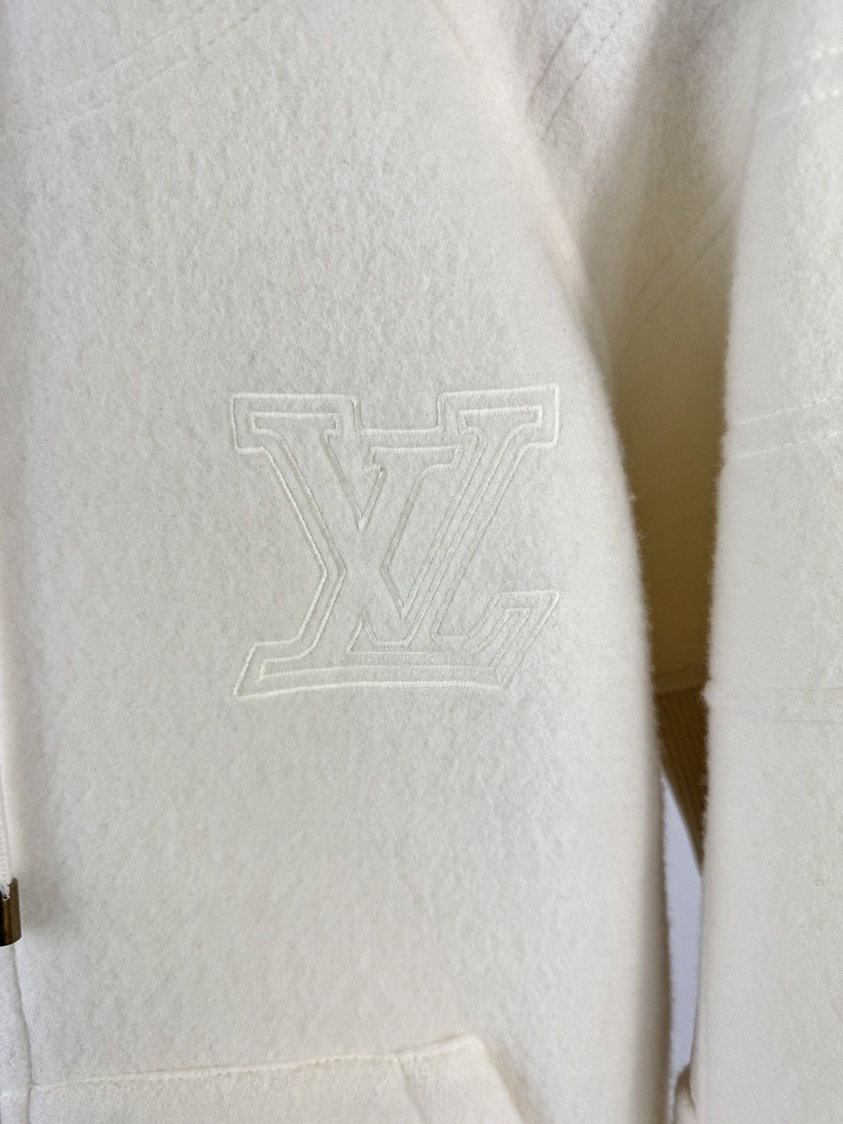 Louis Vuitton TEXTURED WOOL ZIP UP JUMPER AND TROUSER SET Size US XL / EU 56 / 4 - 6 Thumbnail