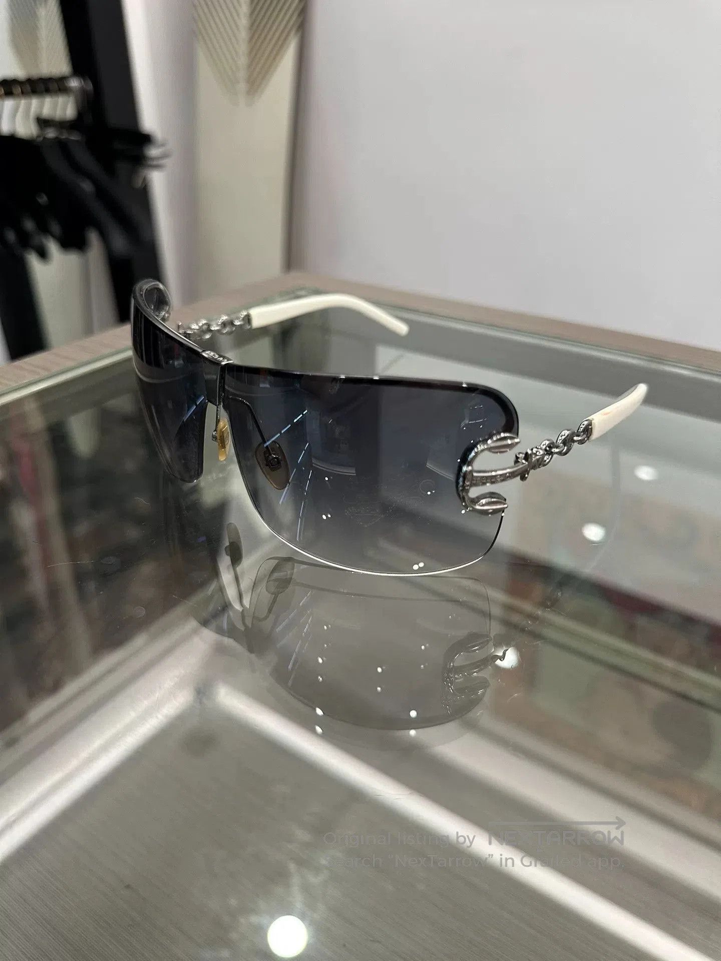 Japanese Brand Gucci Gradient Rimless Sunglasses. Size ONE SIZE - 3 Thumbnail