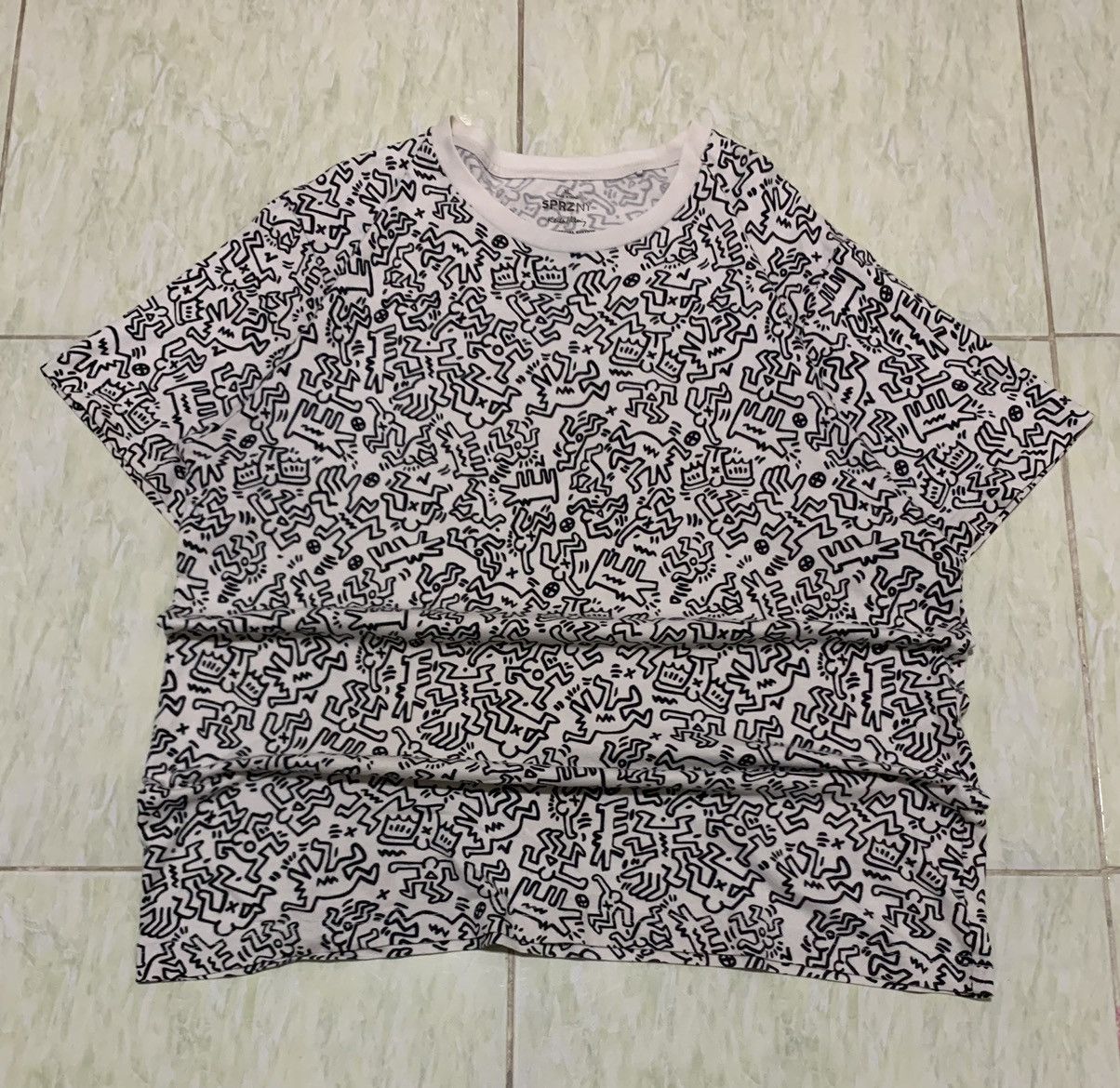 Keith Haring Vintage Y2K Keith Harring Art Graphic Full Print Uniqlo Tee Size US XL / EU 56 / 4 - 6 Thumbnail