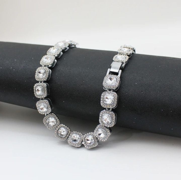 Kendrick Lamar Men's Rhinestone Big Chain Necklace Size ONE SIZE - 3 Thumbnail