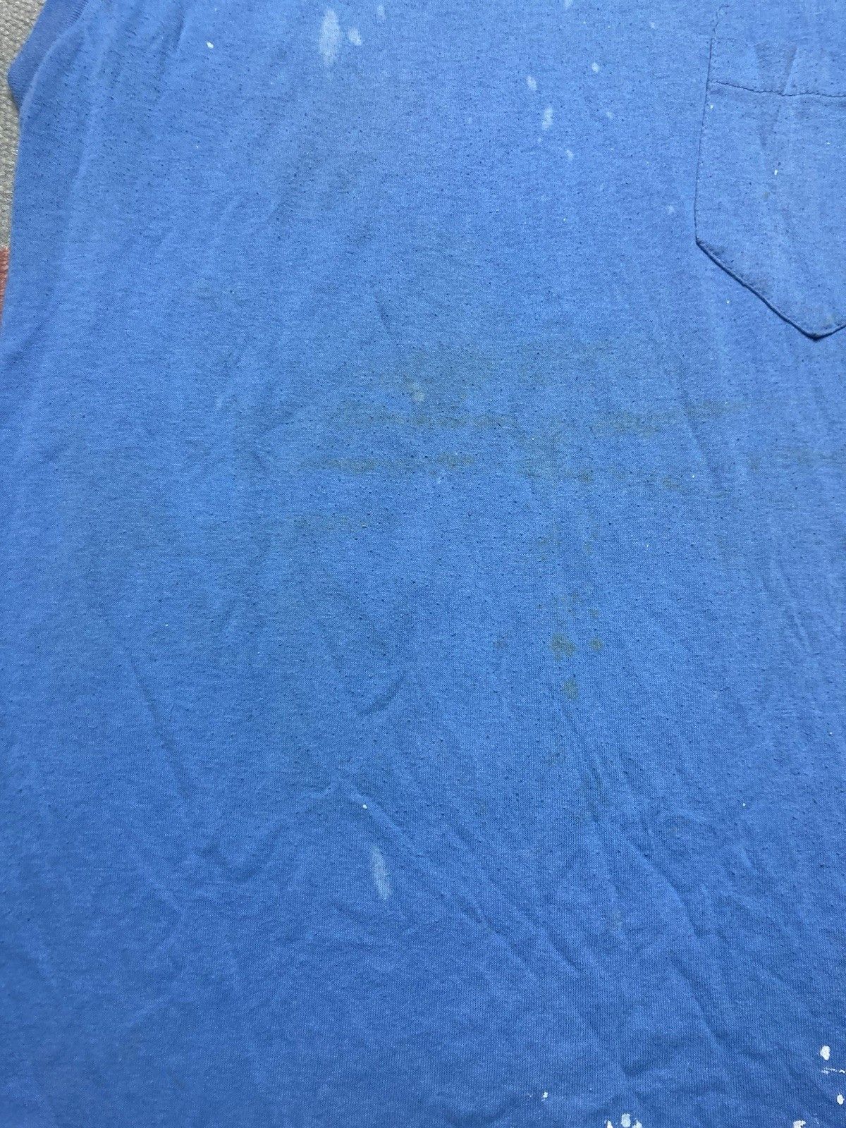 Vintage Vintage 80s pocket t shirt blank light blue paint soft large Size US L / EU 52-54 / 3 - 3 Thumbnail