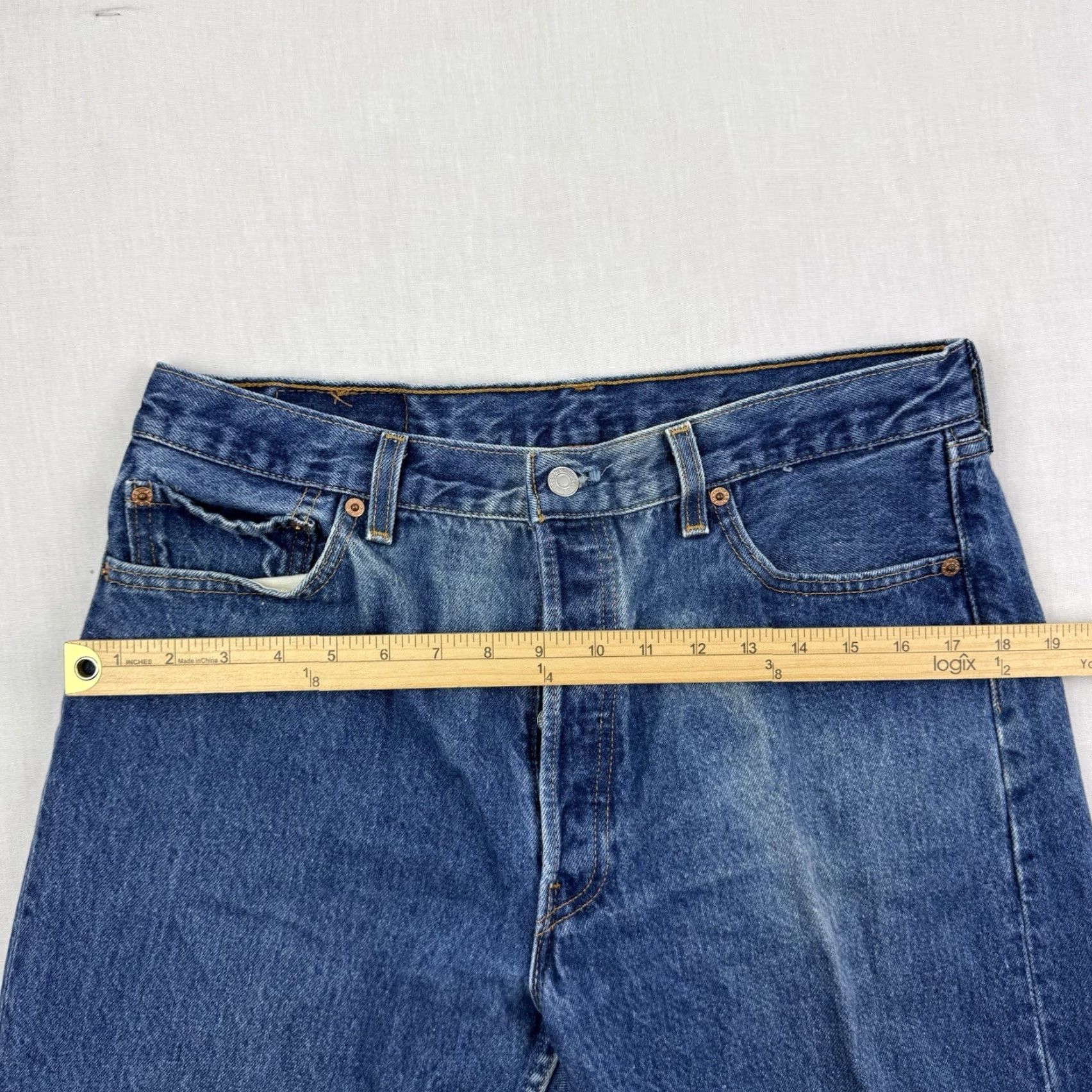 Levi's VINTAGE Levi's 501 Jeans Adult 35x34 Button Fly Straight Leg USA Hipster Blue Cotton Mens Size US 35 - 6 Thumbnail