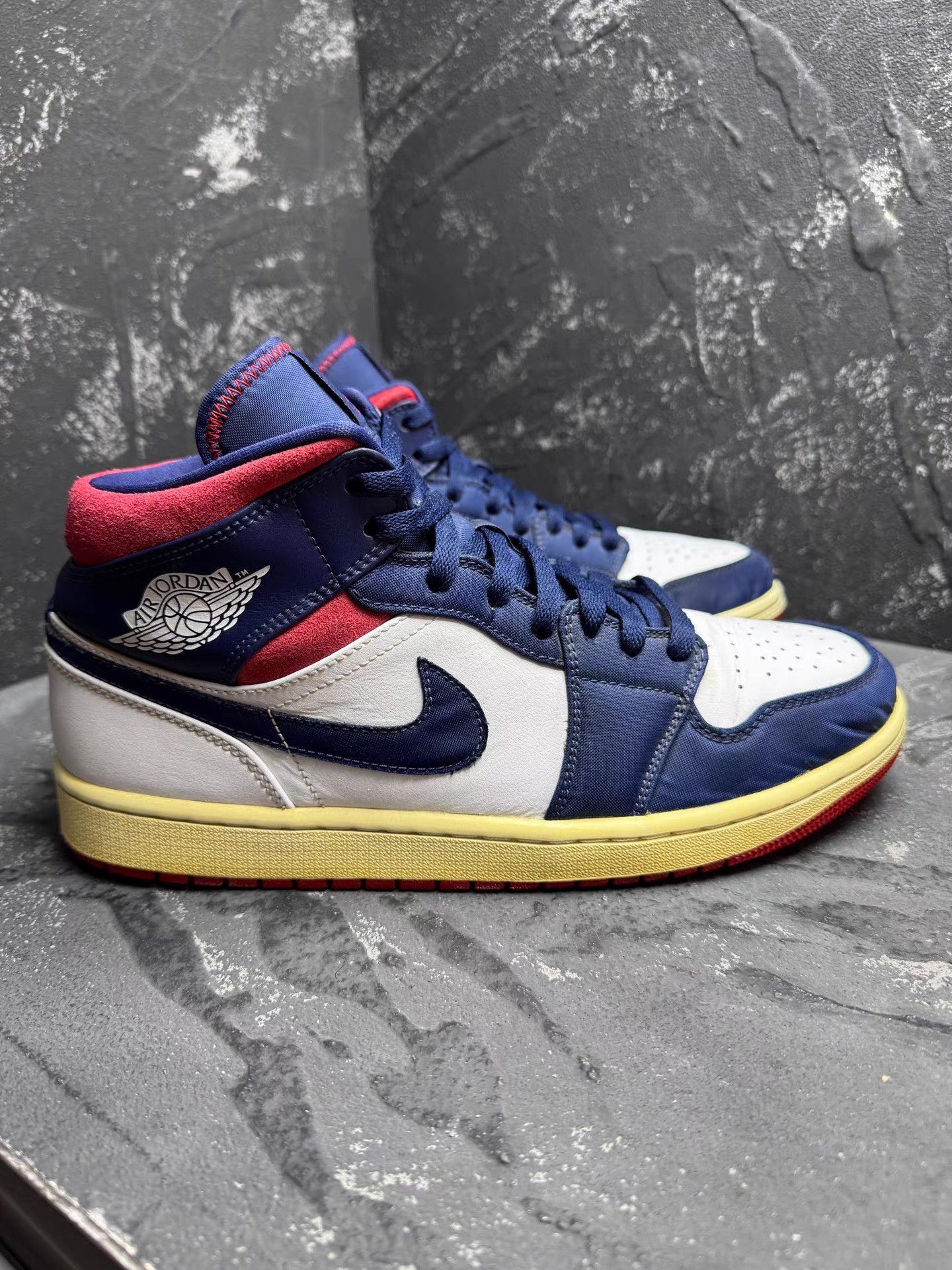 Nike Air Jordan 1 USA White Red & Blue Q10 Size US 10 / EU 43 - 6 Thumbnail