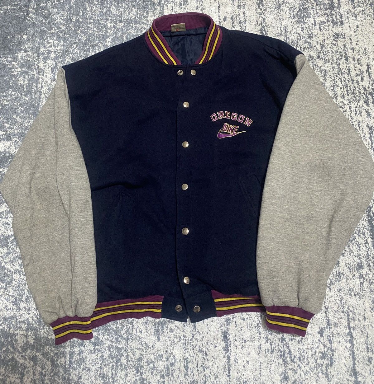 Nike Vintage ultra rare baseball jacket nike oregon big logo Size US L / EU 52-54 / 3 - 6 Thumbnail