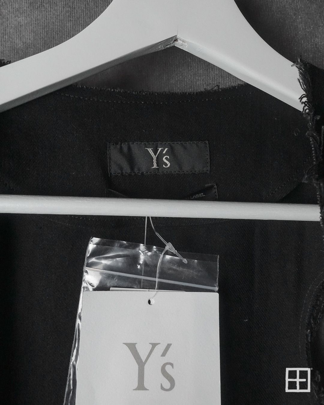 Yohji Yamamoto Yohji Yamamoto Y's SS23 Runway Asymmetric Cutout Jacket Size US M / EU 48-50 / 2 - 6 Thumbnail