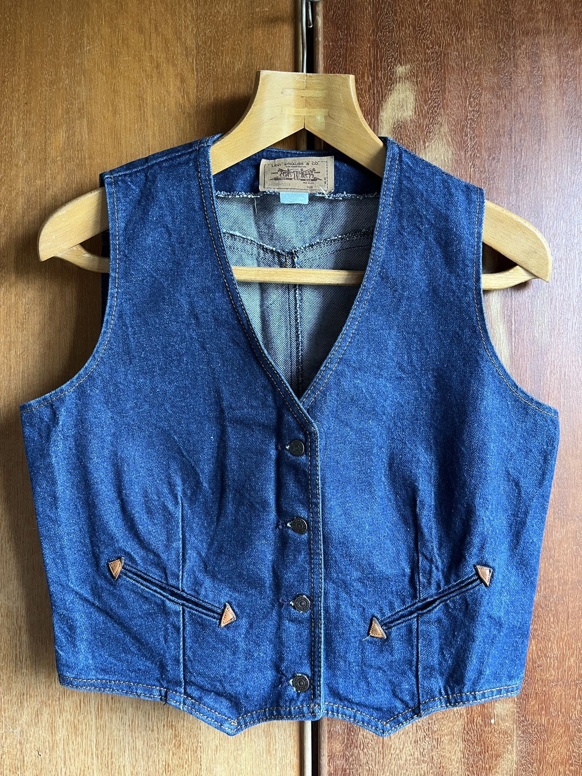 Levi's Vintage 1970s Levis Smile Pocket Leather Trim Vest Size L / US 10 / IT 46 - 1 Thumbnail