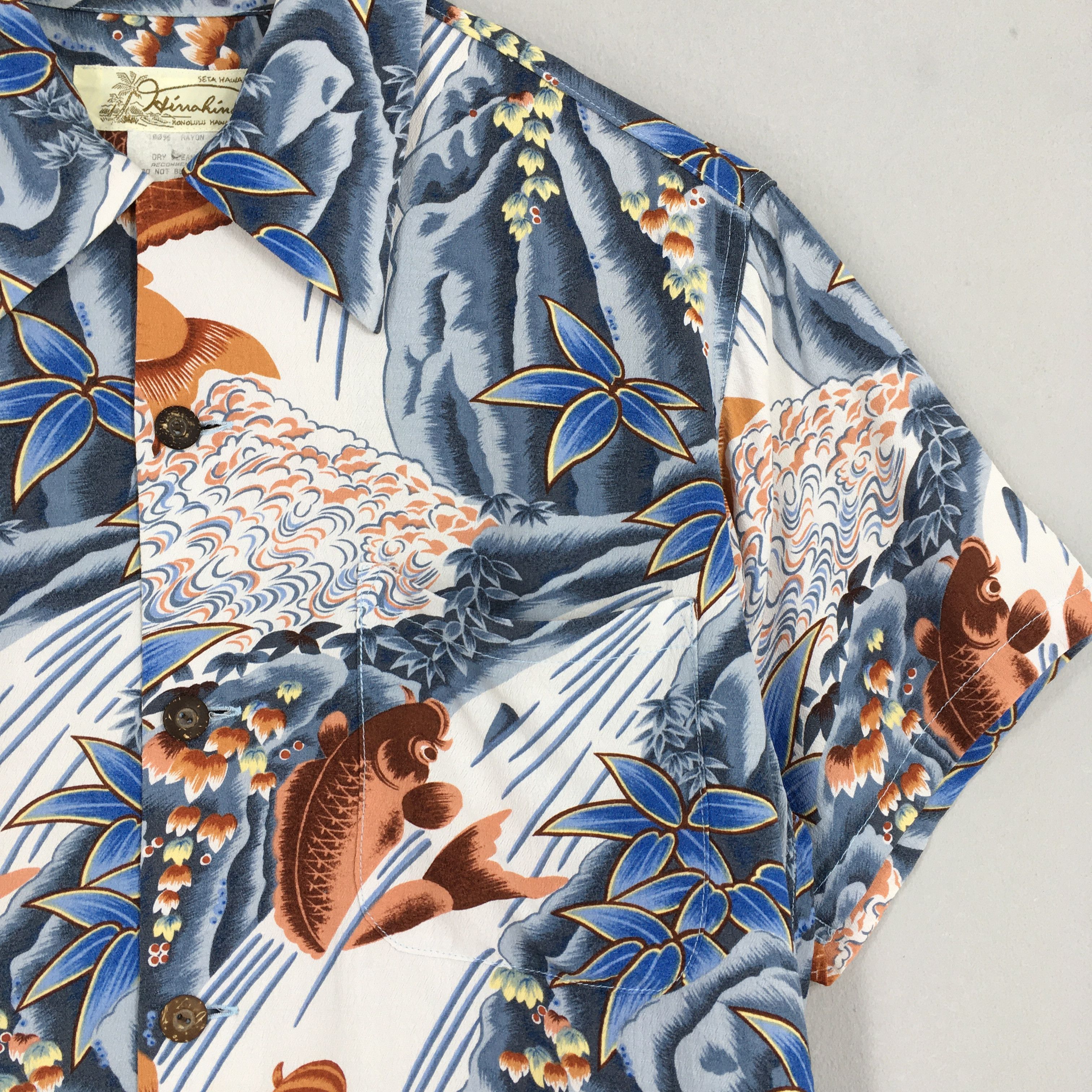 Vintage Vintage Hawaiian Patina Japanese Koi Fish Rayon Shirt Small Size US S / EU 44-46 / 1 - 2 Thumbnail