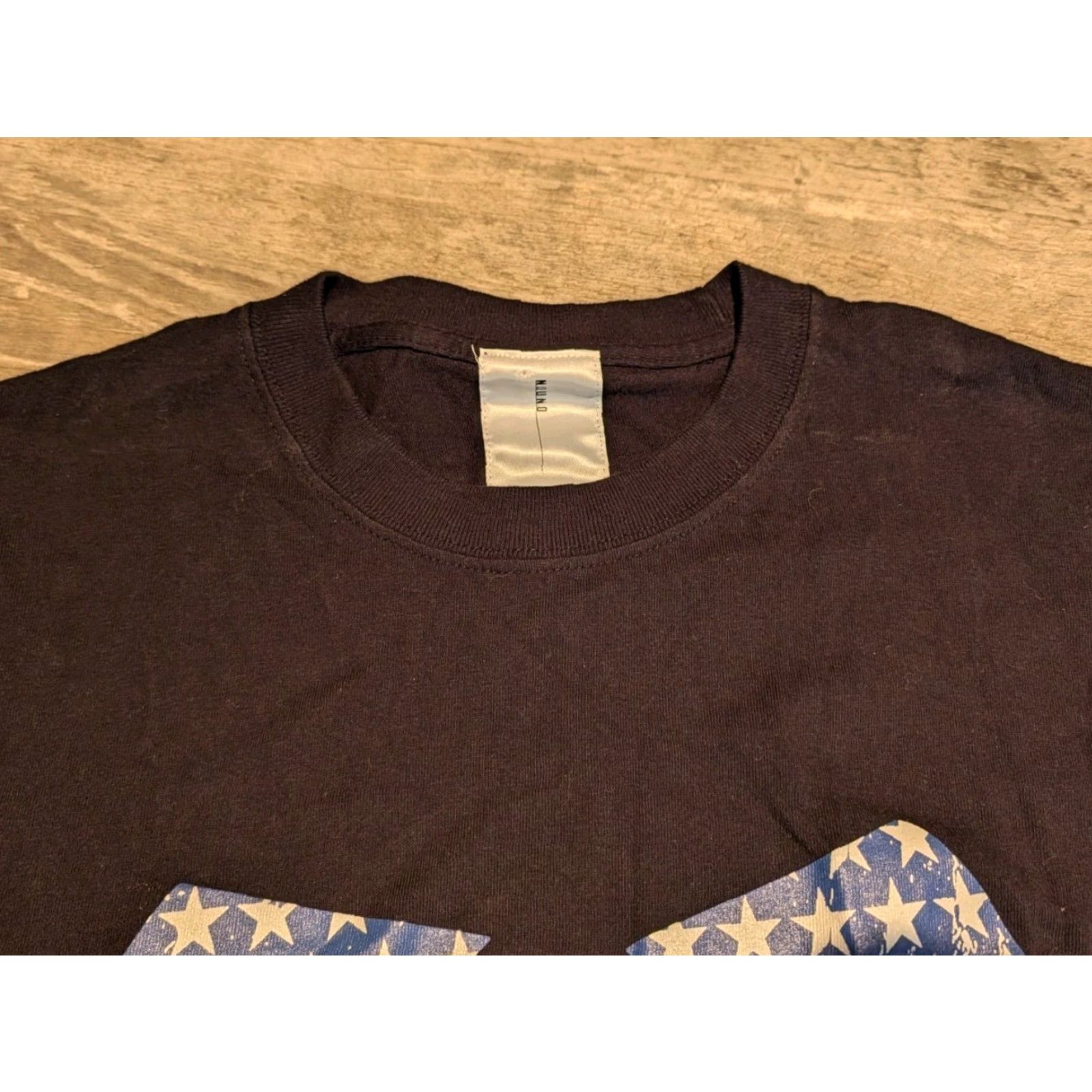Logo 7 Wu-Tang Clan T-Shirt Black Logo Tee Mens M Short Sleeve Crew Neck Graphic Print EUC 2010s Limited Edition Size US M / EU 48-50 / 2 - 3 Thumbnail