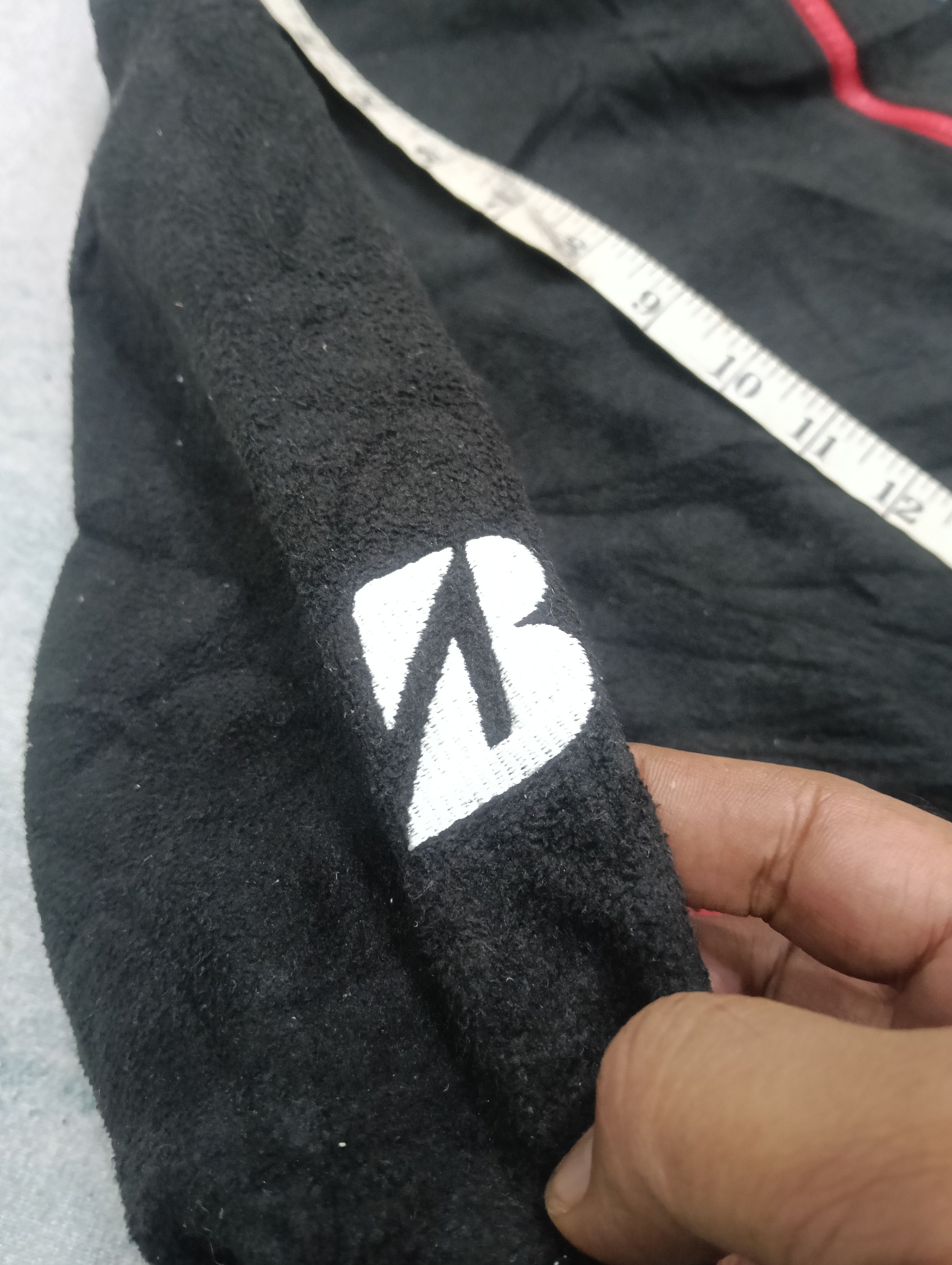 Salomon × Sports Specialties × Vintage Bridgestone Blizzak VRX2 Fleece Size US L / EU 52-54 / 3 - 8 Thumbnail