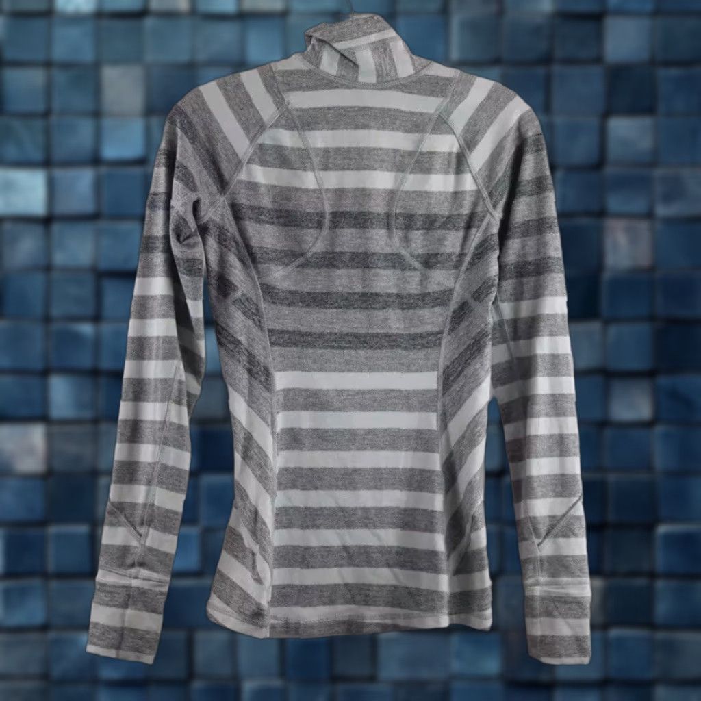 Lululemon Women Lululemon Sweatshirt Gray/White Stripe 1/2 Zip Active Performance Size 2 Pullover Womens Size XS / US 0-2 / IT 36-38 - 1 Thumbnail